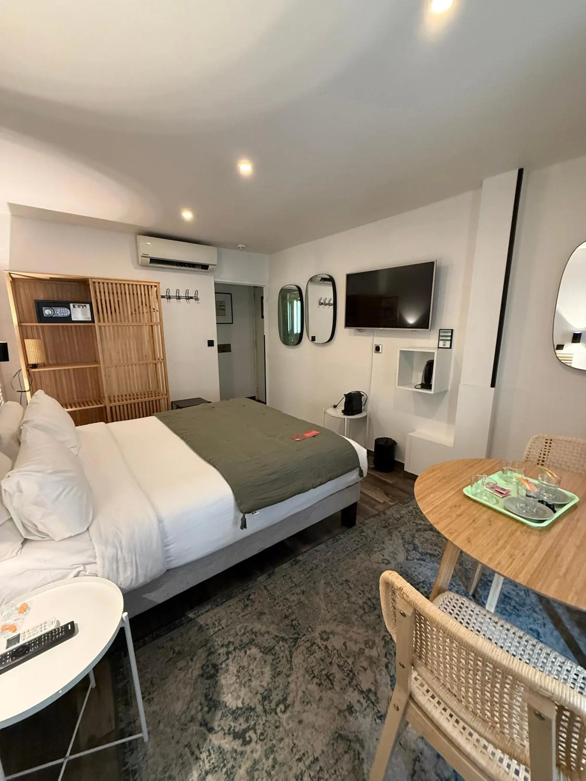 Bedroom, Bed in Hotel de Berne