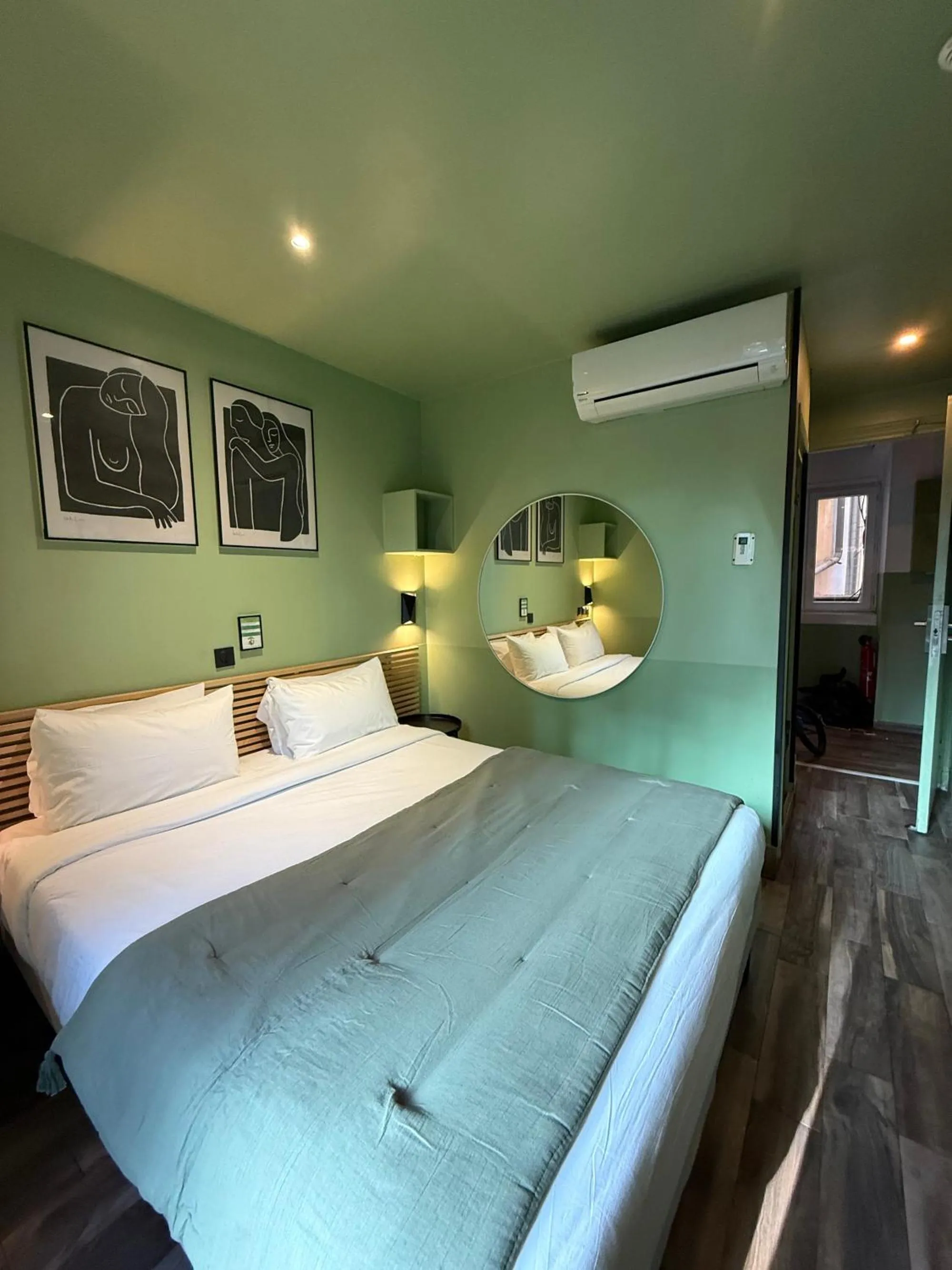 Bedroom, Bed in Hotel de Berne