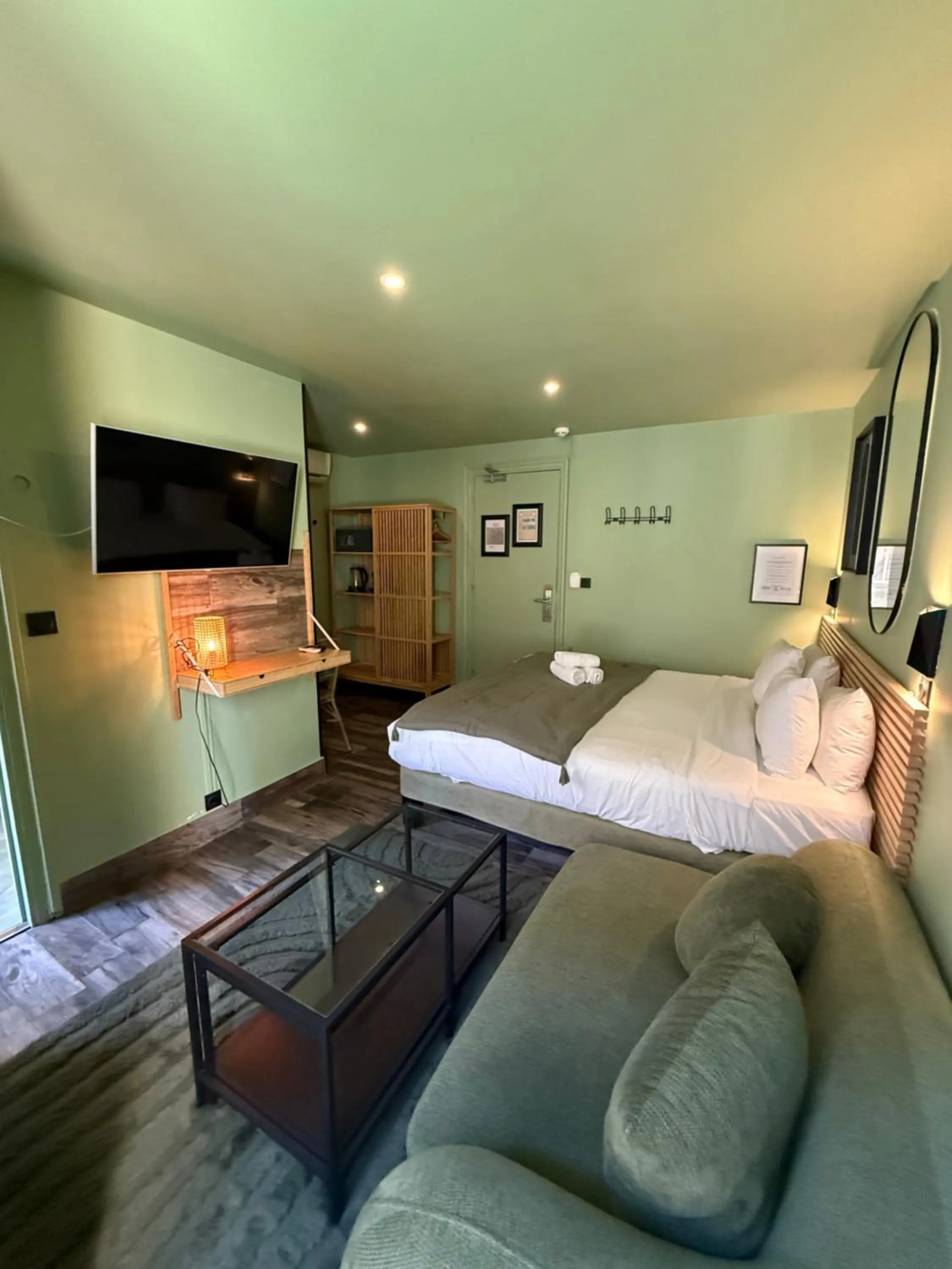 Bed in Hotel de Berne