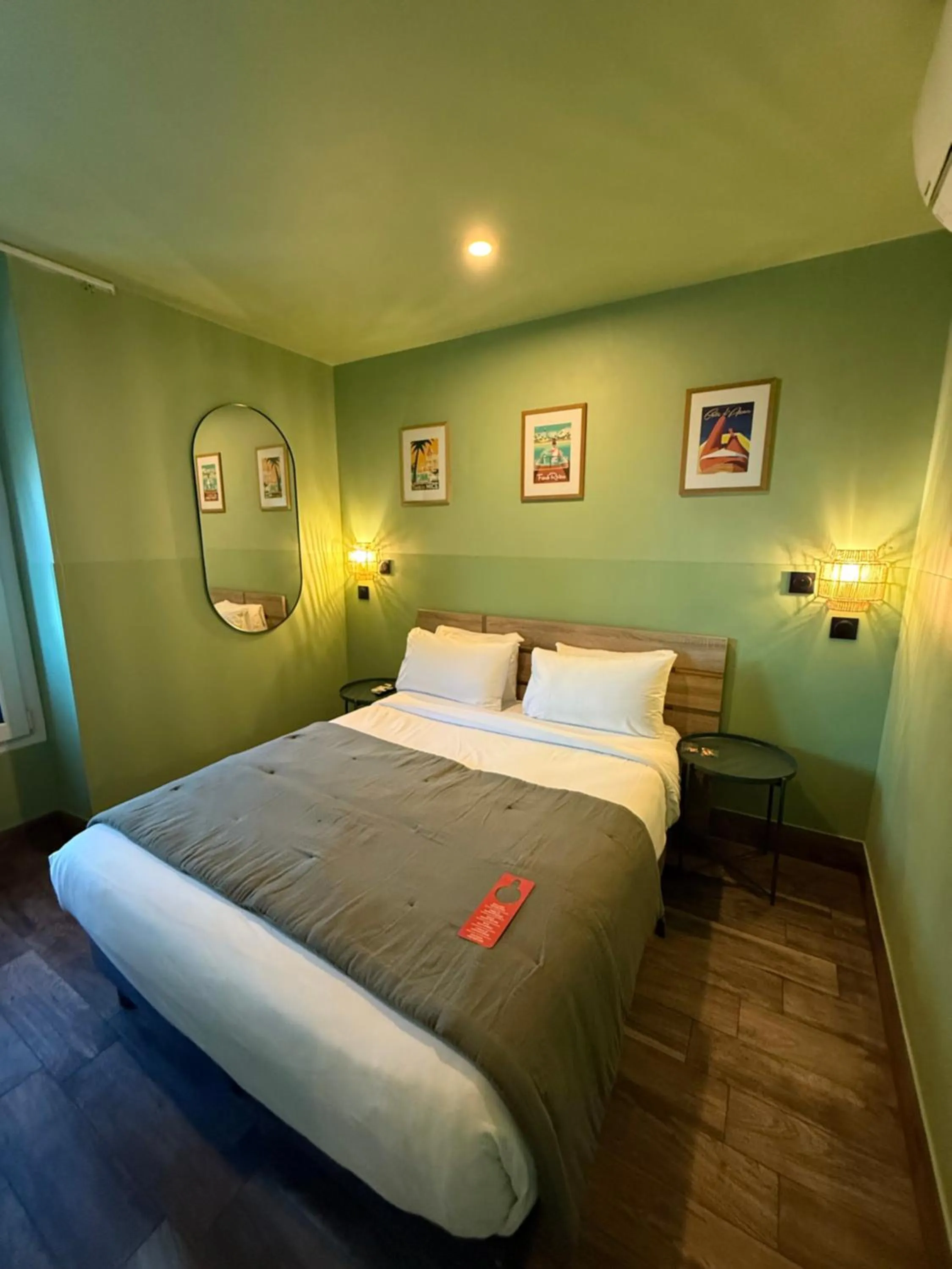 Bed in Hotel de Berne