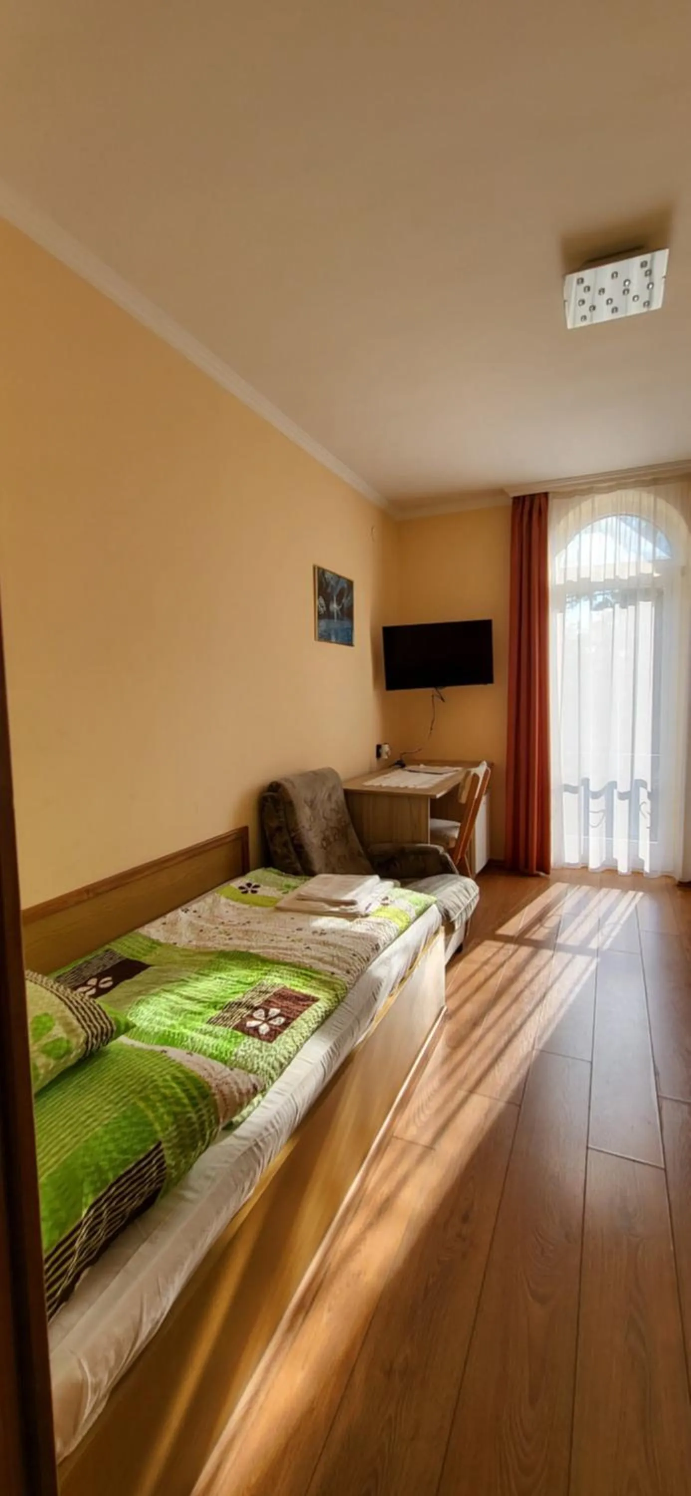 Bed in Hotel Orchidea