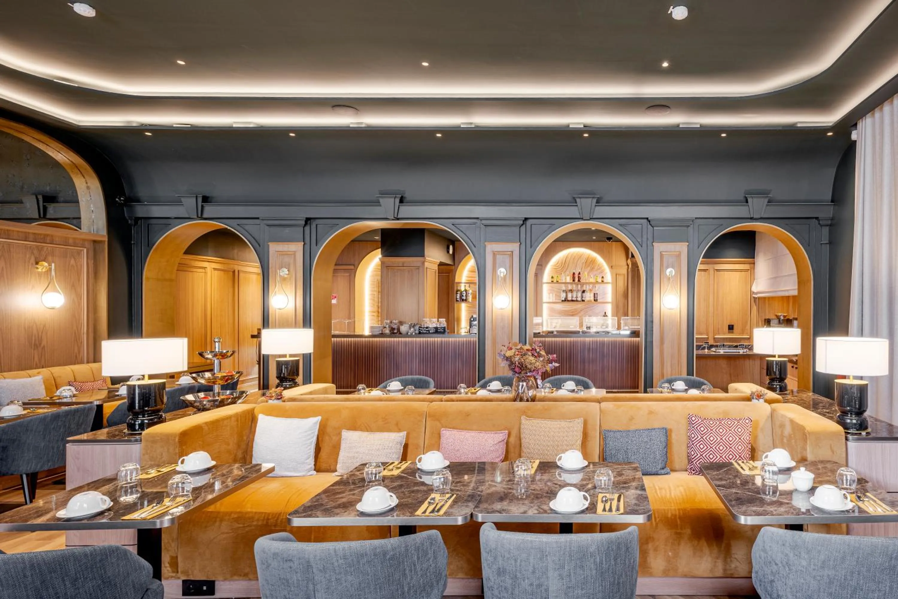 Seating area in Grand Hotel Bellevue - Grand Place