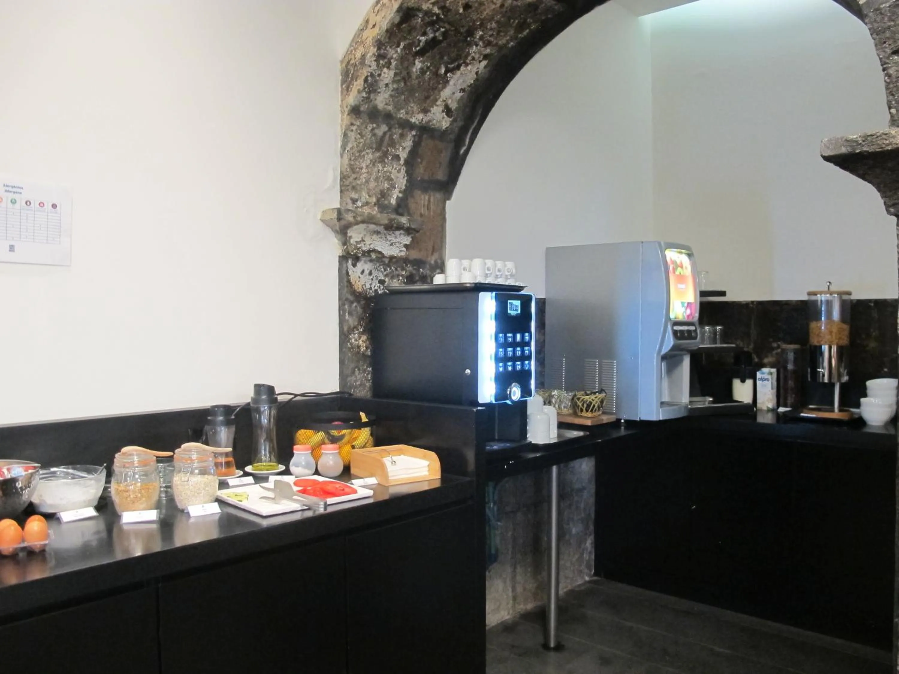 Breakfast in Azores Youth Hostels - Sao Miguel