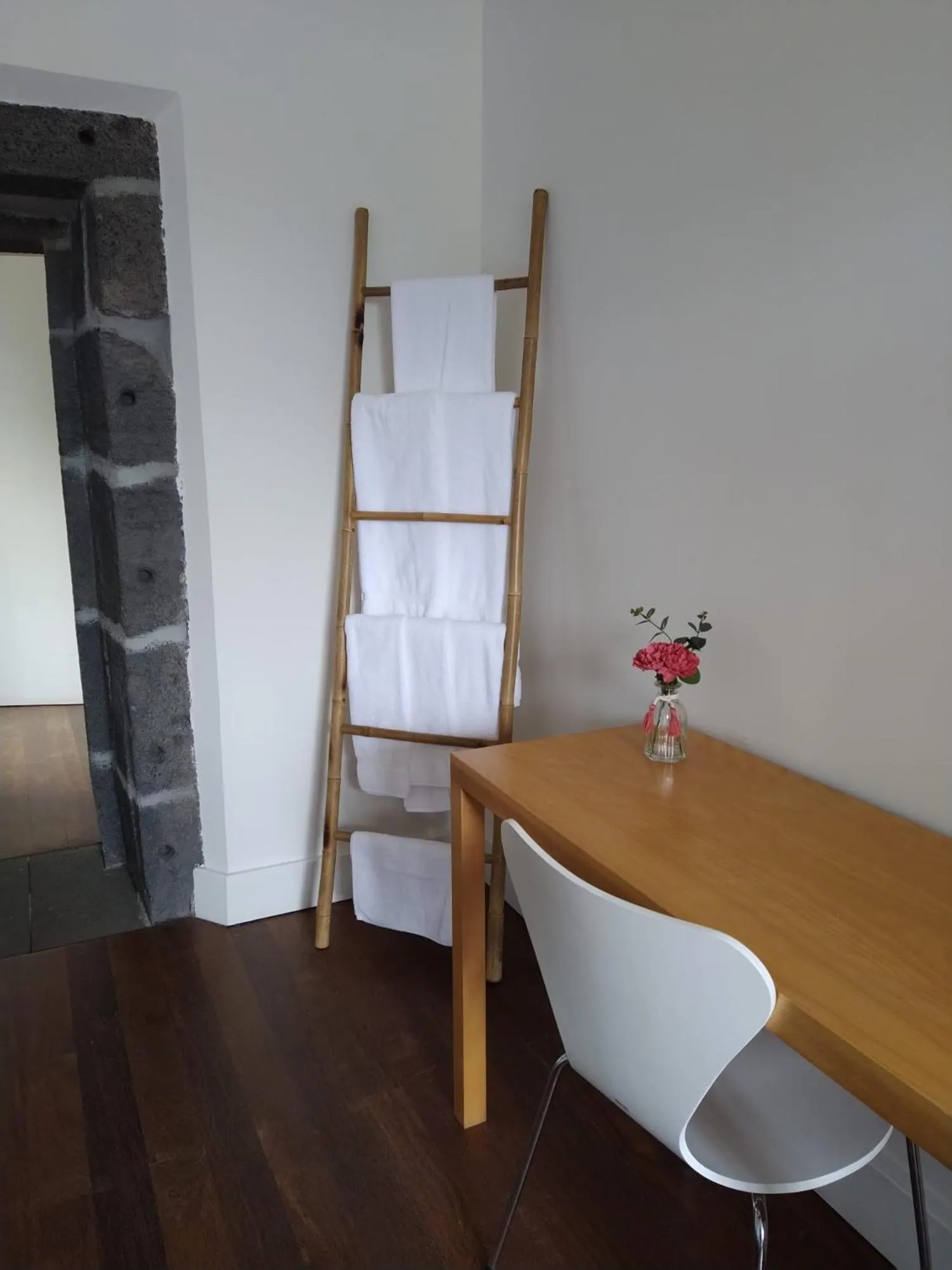 Photo of the whole room in Azores Youth Hostels - Pico