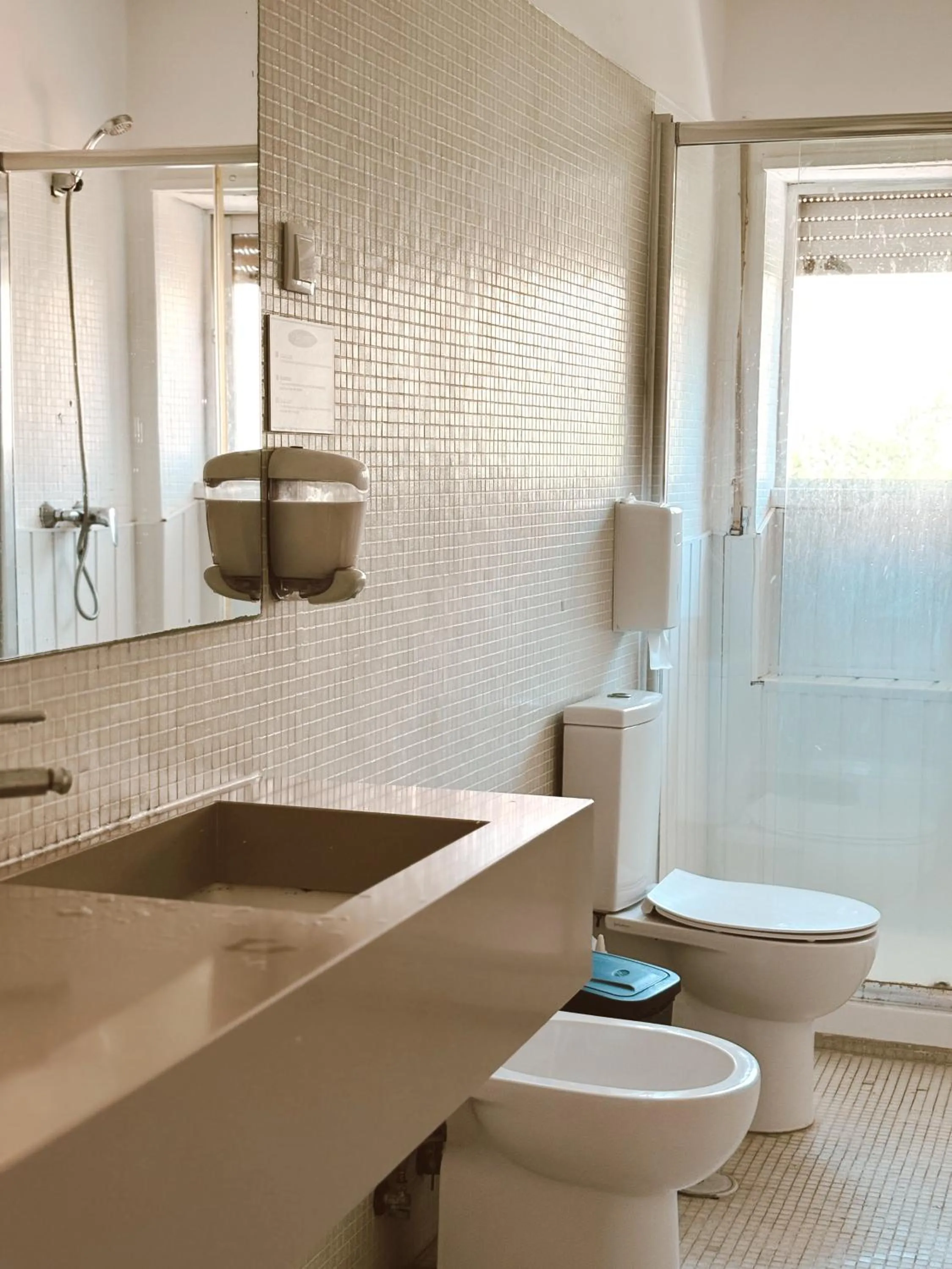 Carcavelos Surf Hostel Beach