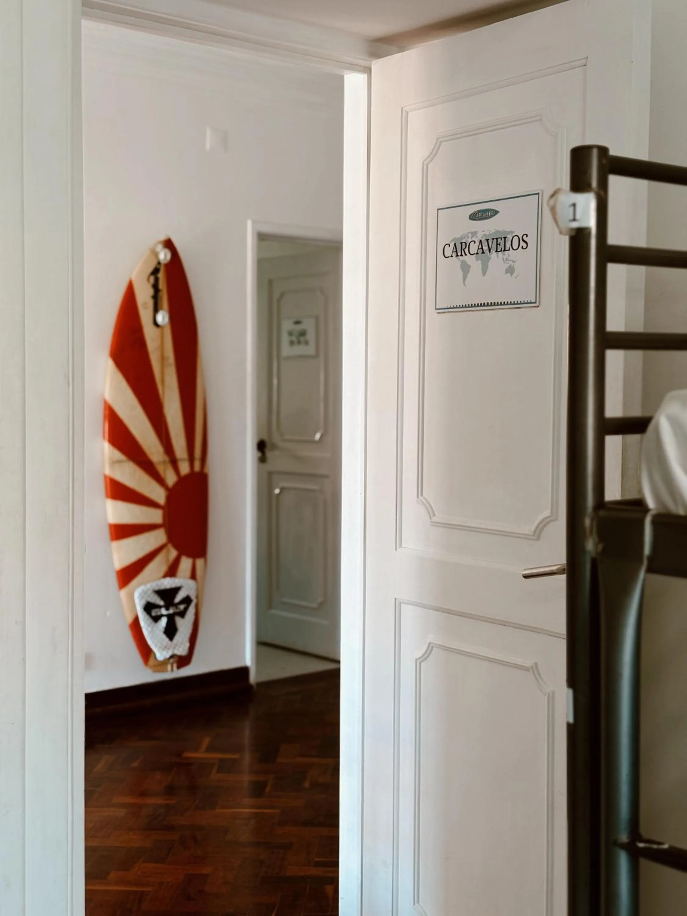 Carcavelos Surf Hostel Beach
