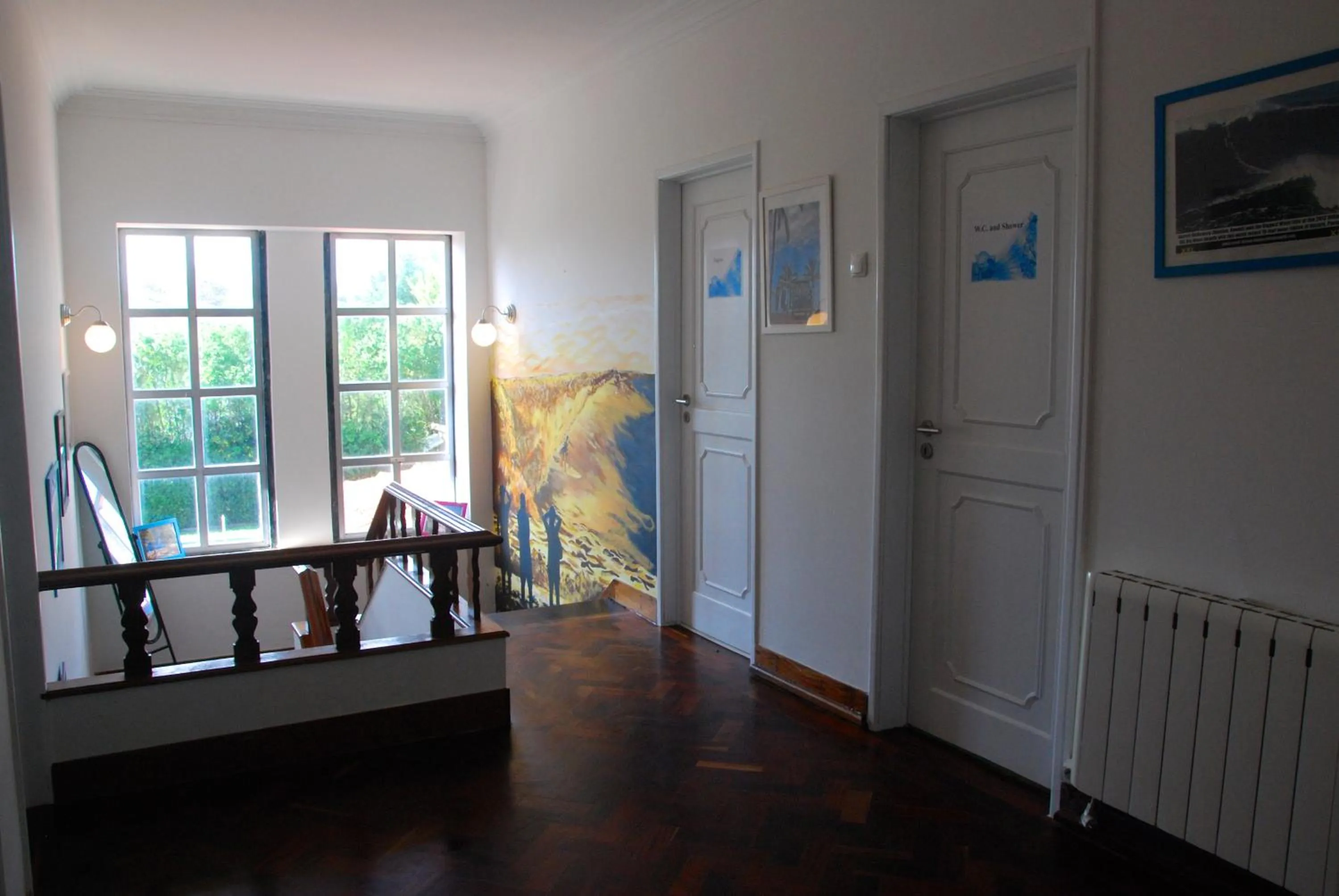 Decorative detail in Carcavelos Surf Hostel Beach