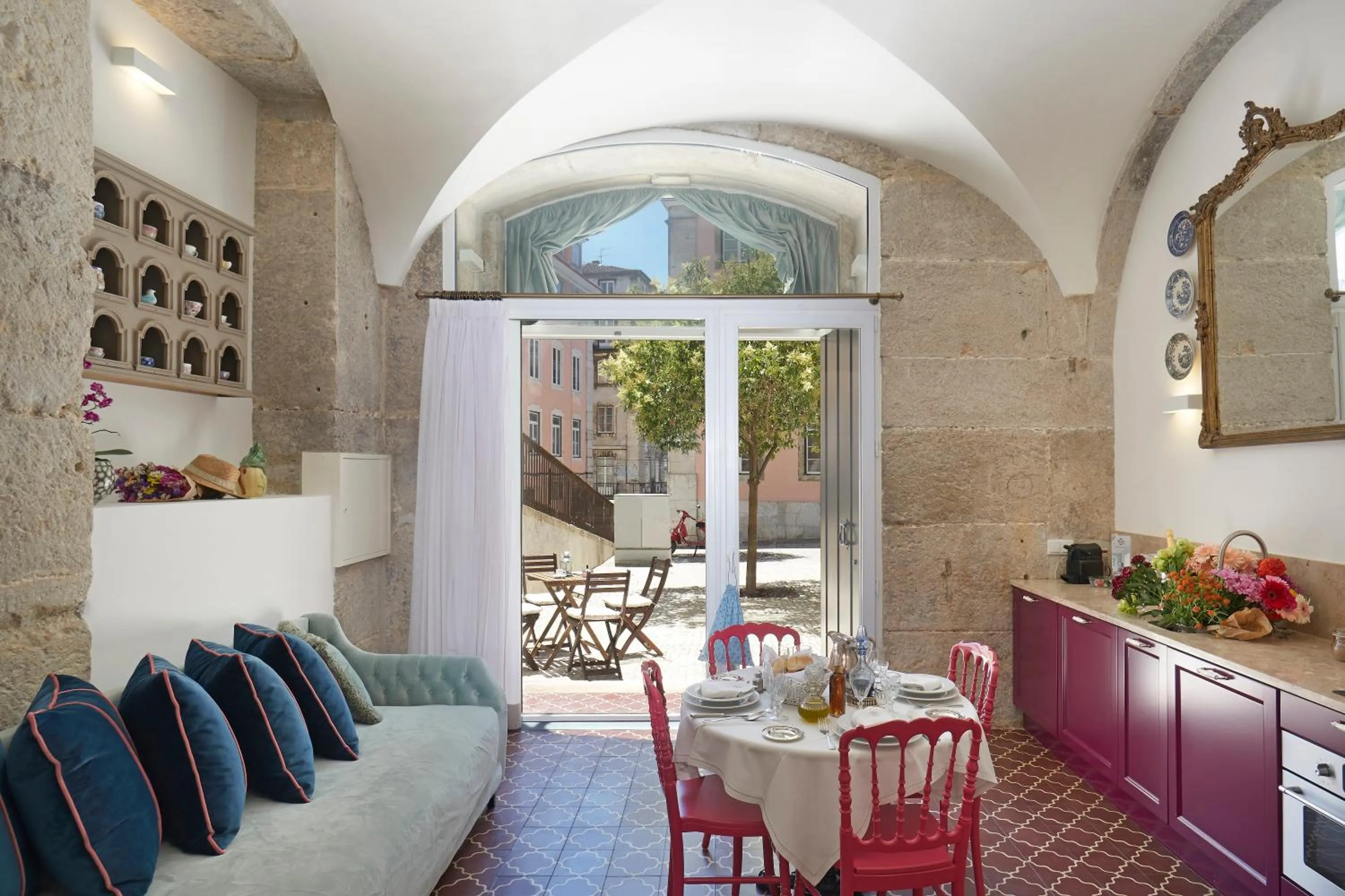 Patio in Residentas Apostolos