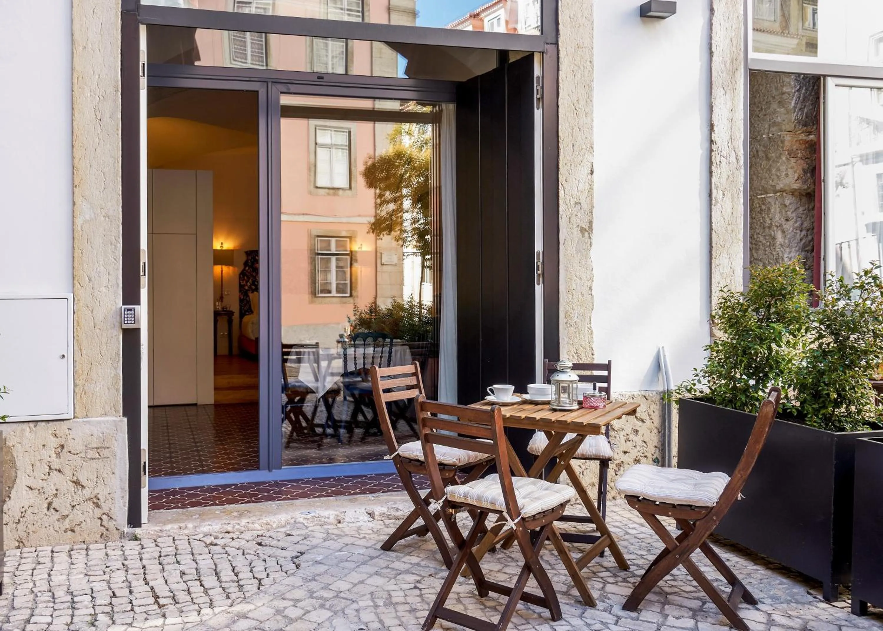 Patio in Residentas Apostolos