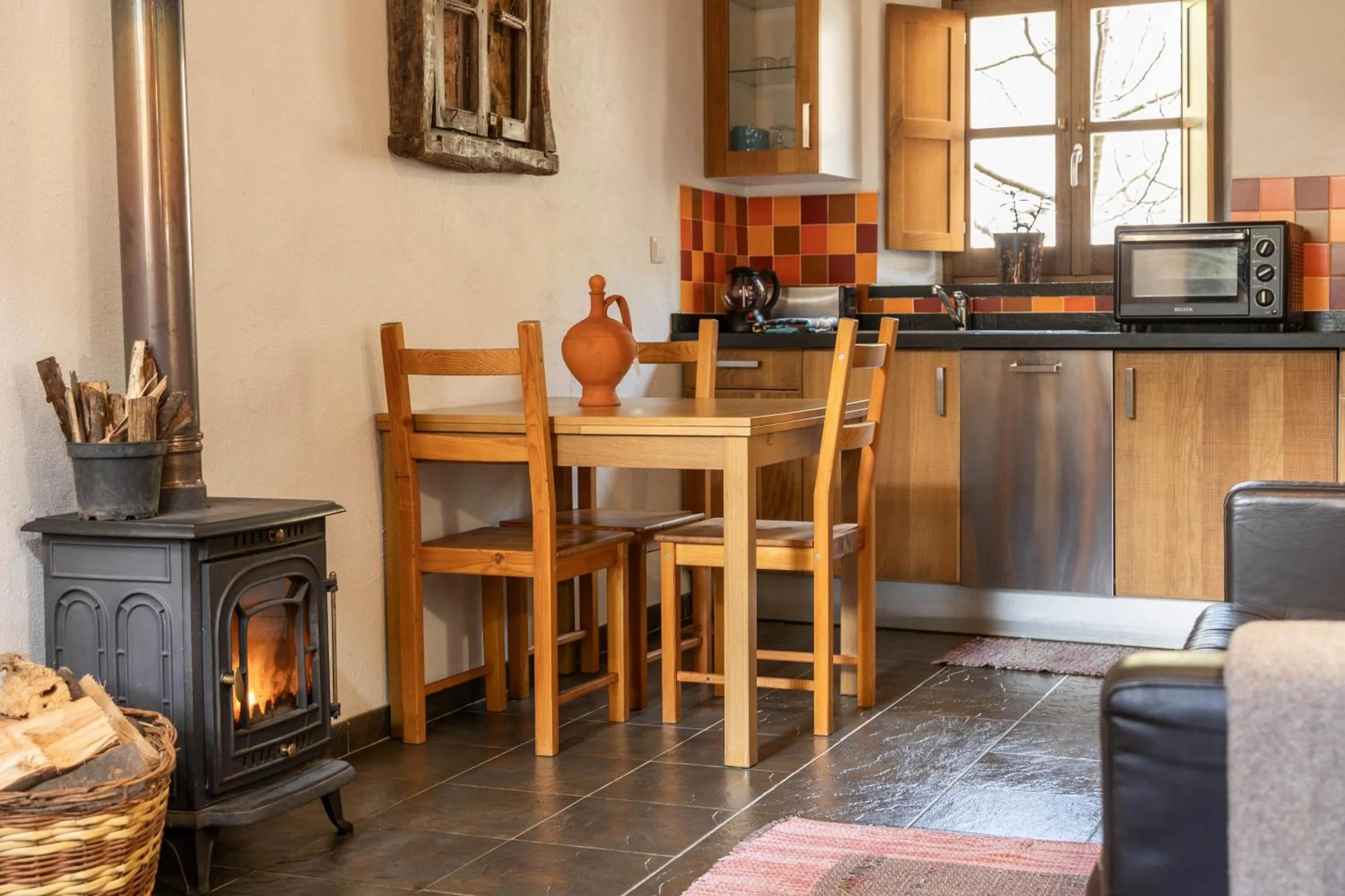 Dining area in Cerdeira - Home for Creativity