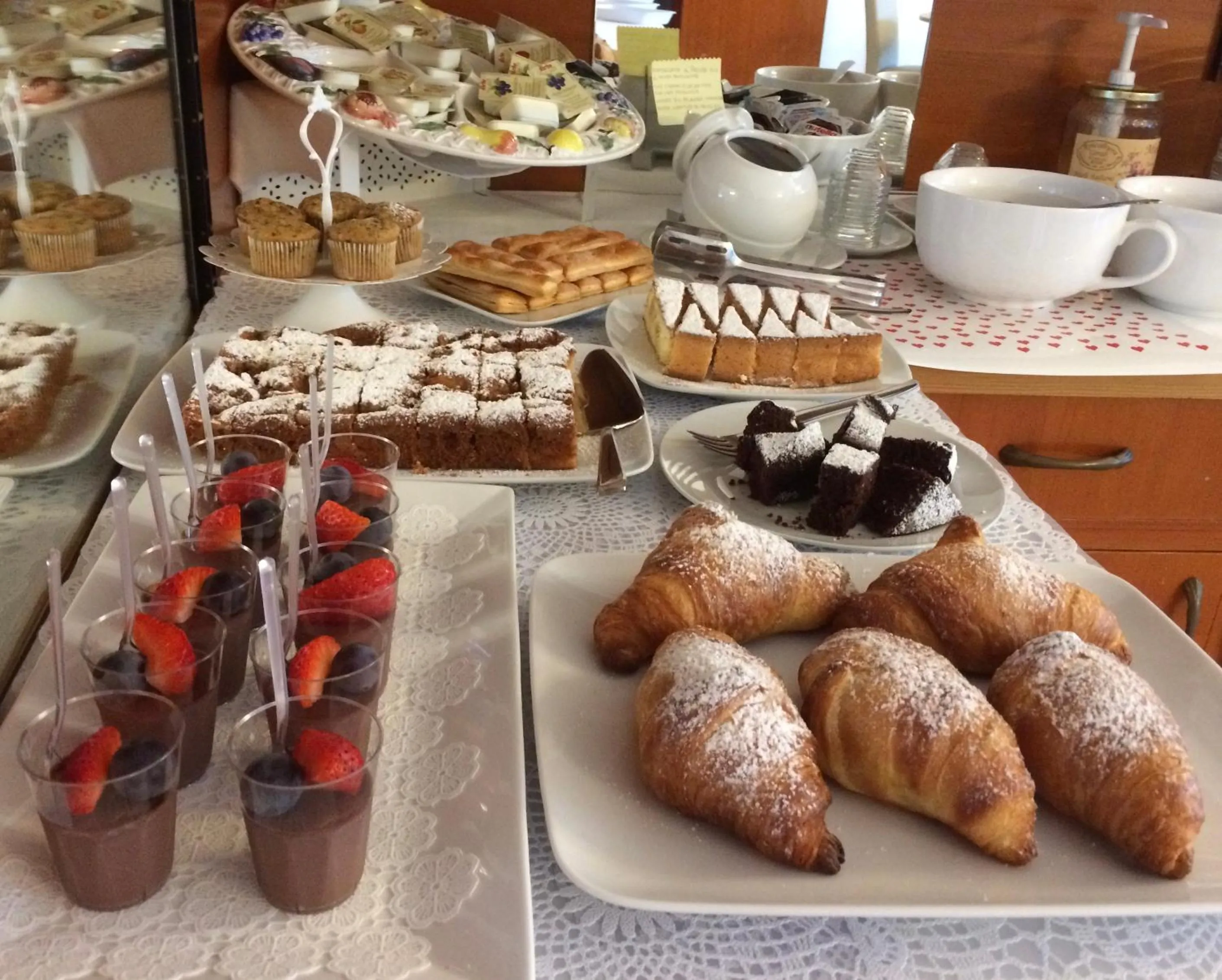 Buffet breakfast in Hotel Zanetti