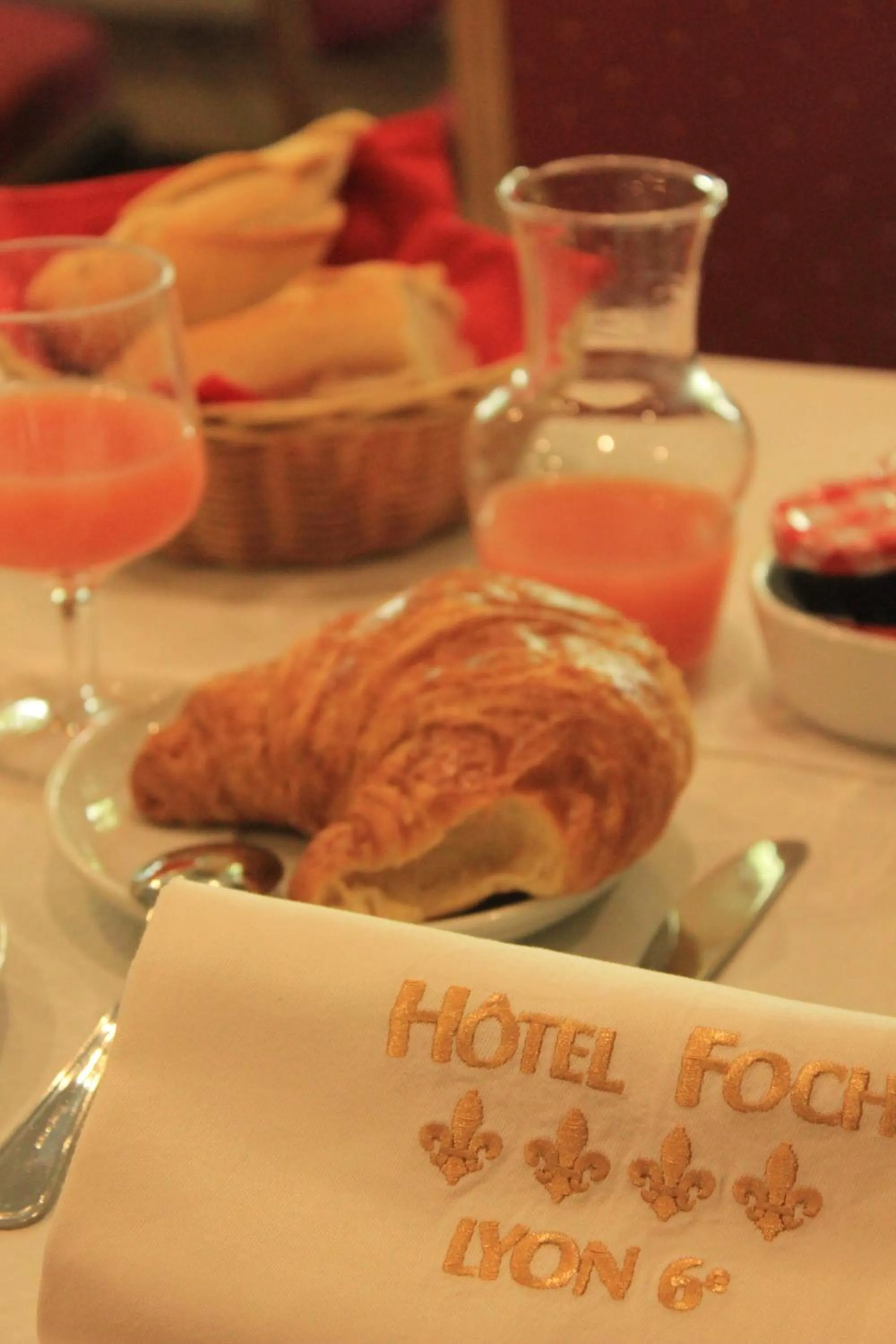 Food and drinks in Hôtel Foch