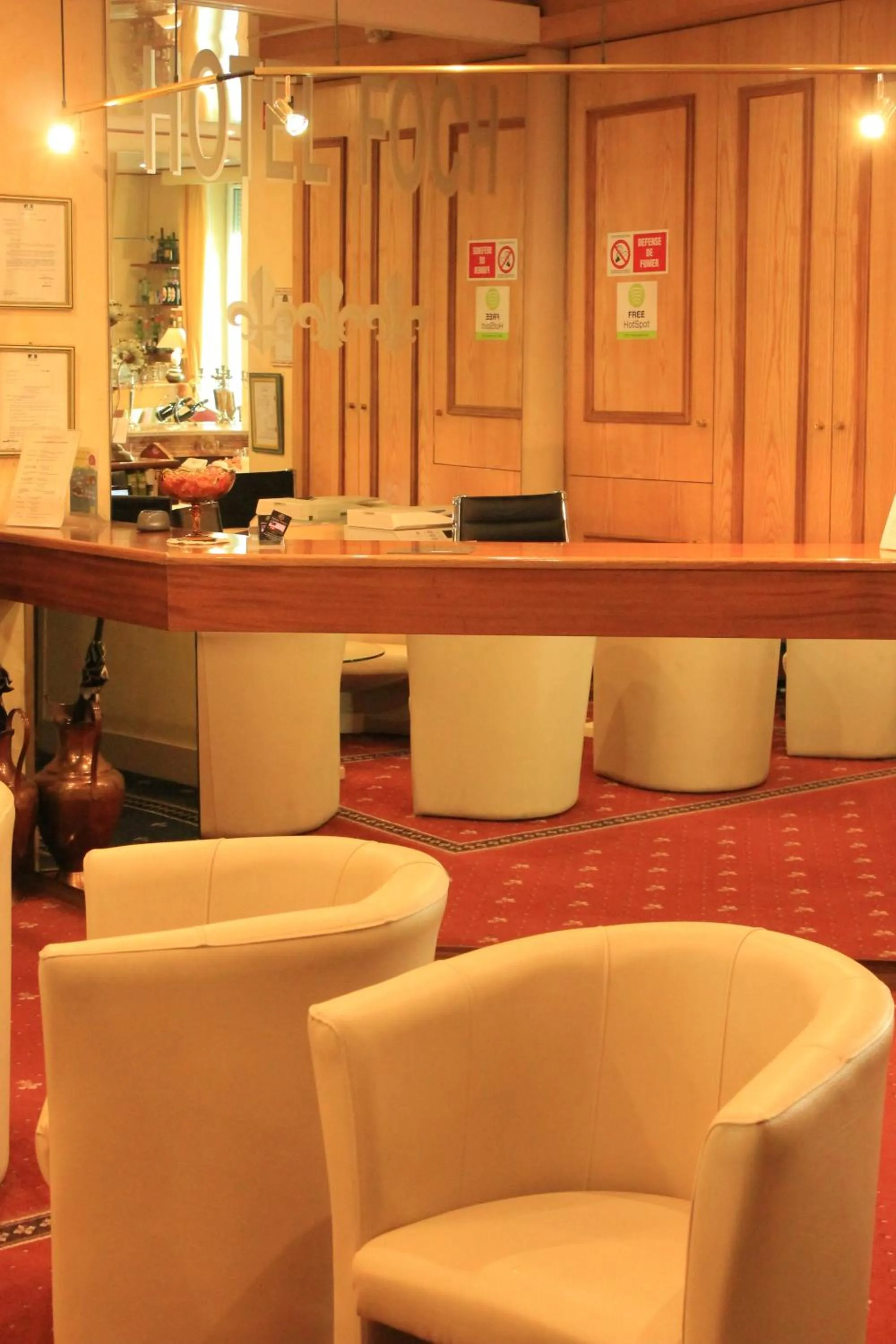 Lobby or reception in Hôtel Foch