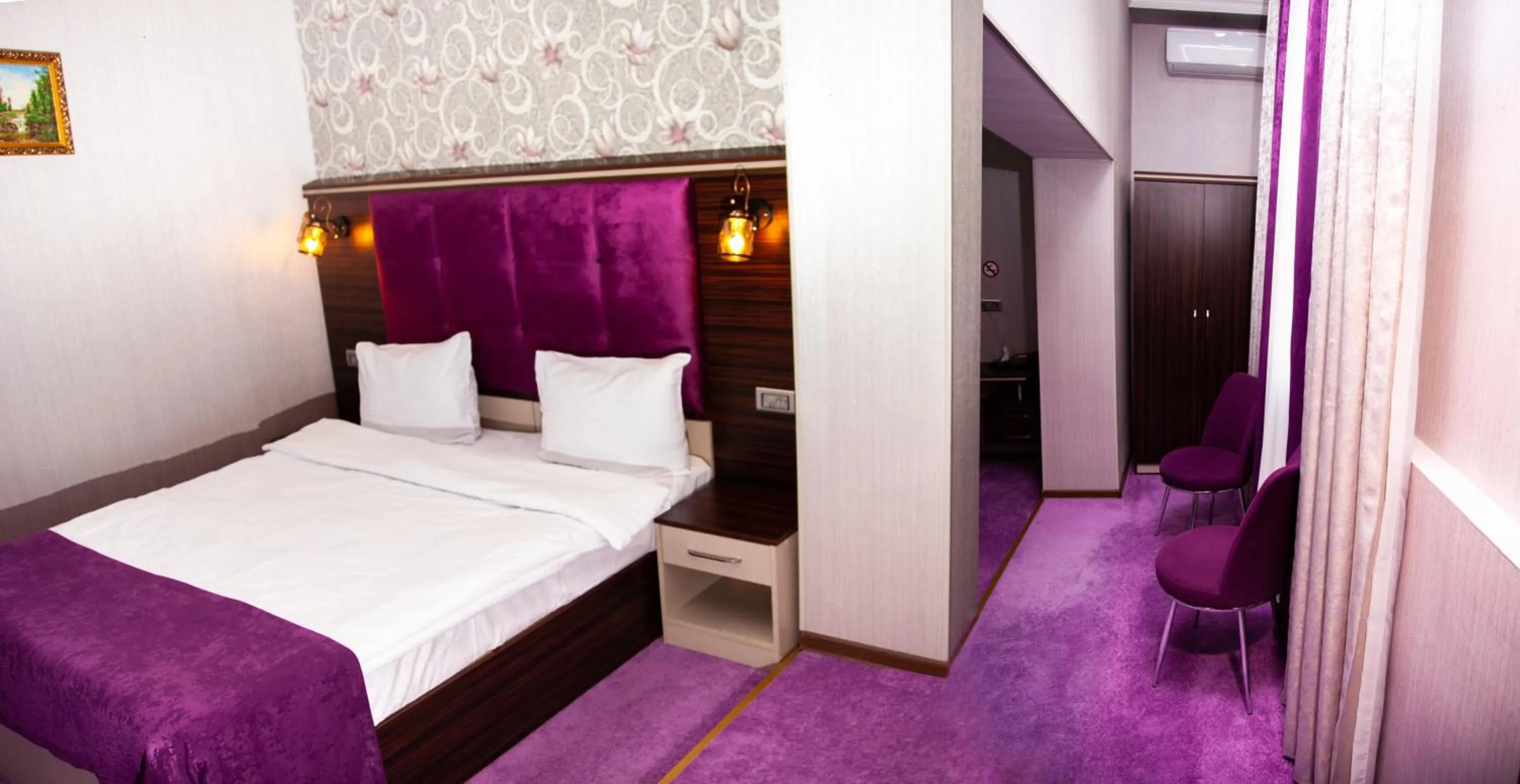 Photo of the whole room, Bed in Mildom Hotel Baku
