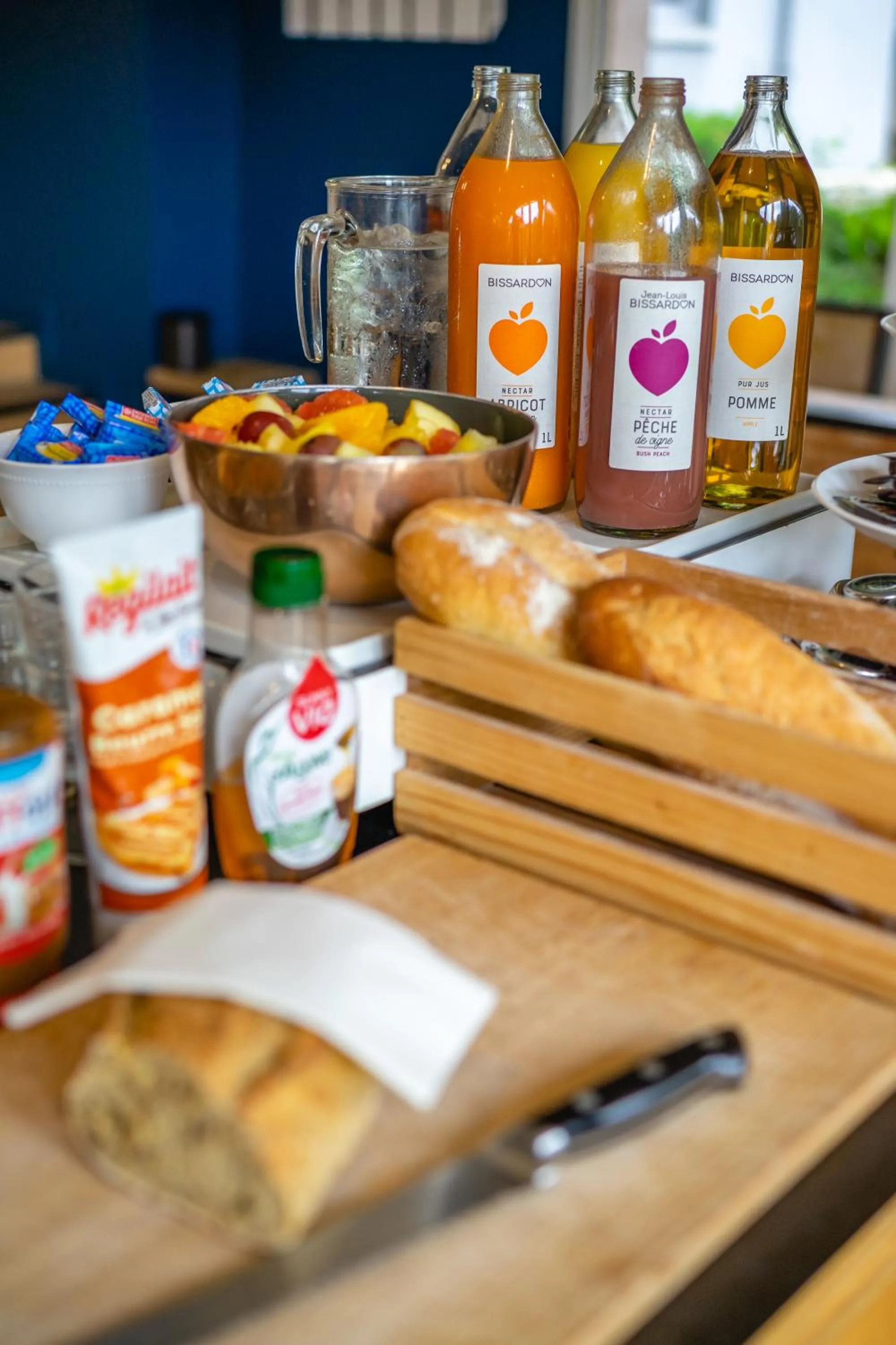 Food and drinks in Best Western Bridge Hotel Lyon East