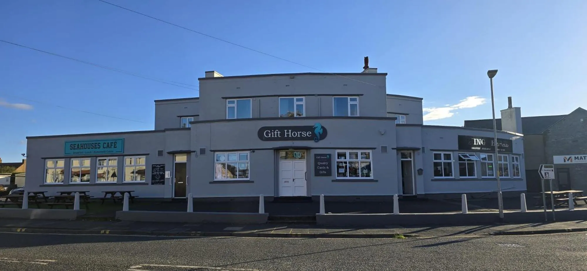 Property building in Links Lets Room Only