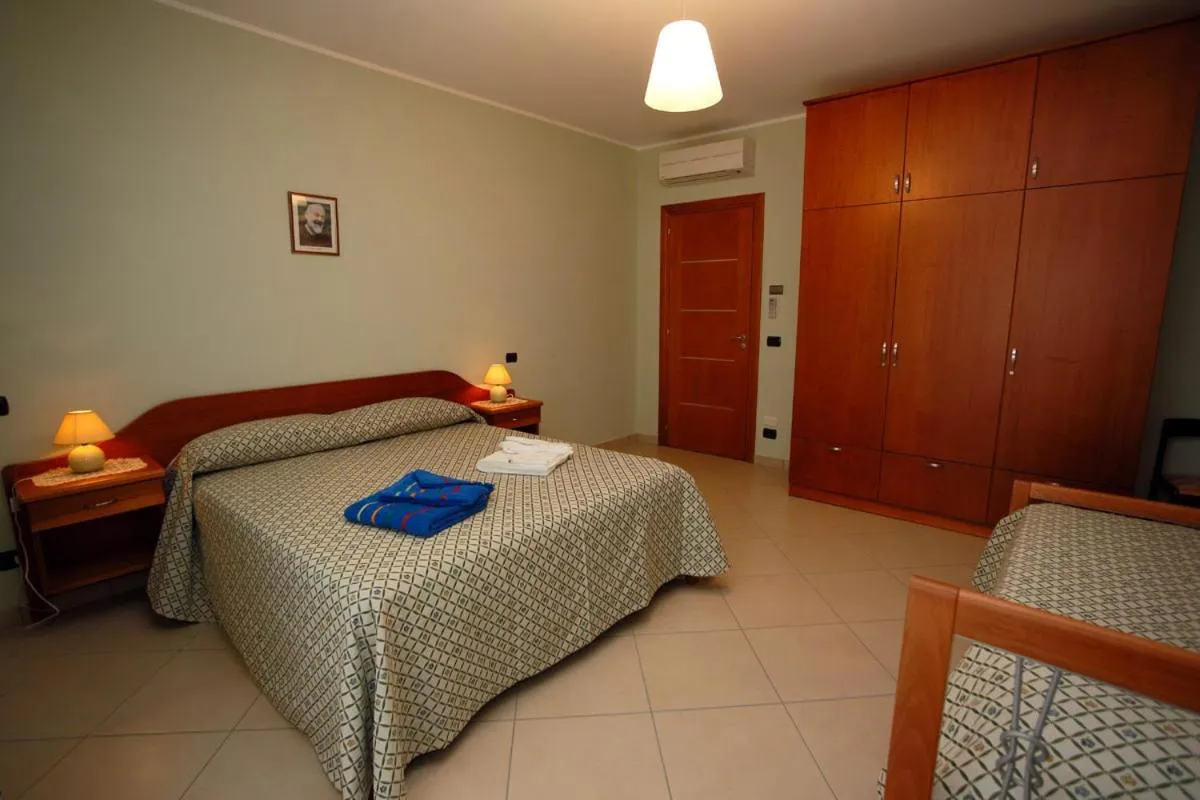 Bed in B&B Villa Maria - Martelletto di Settingiano