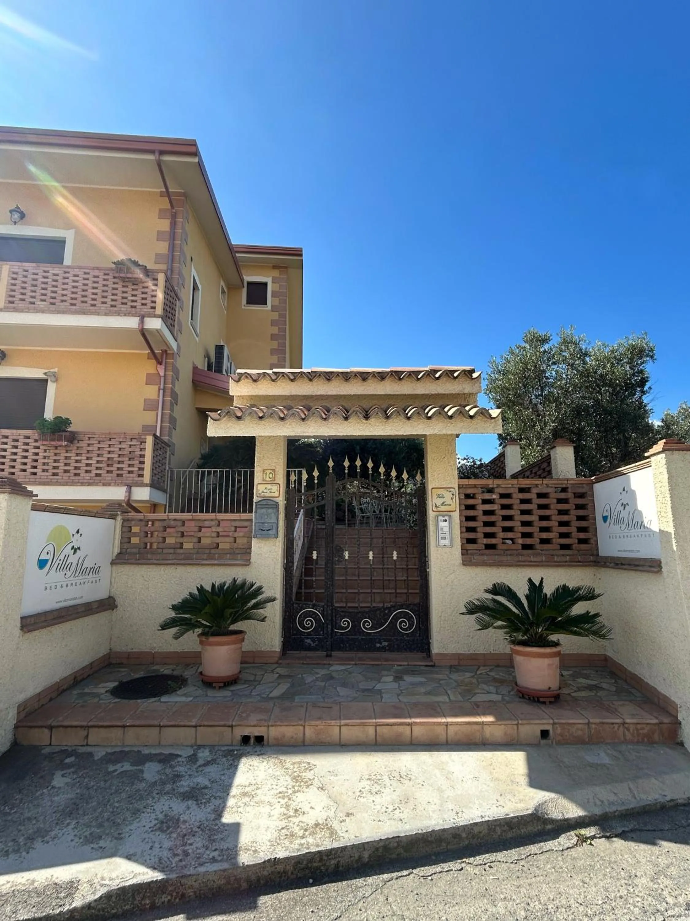 Property building in B&B Villa Maria - Martelletto di Settingiano