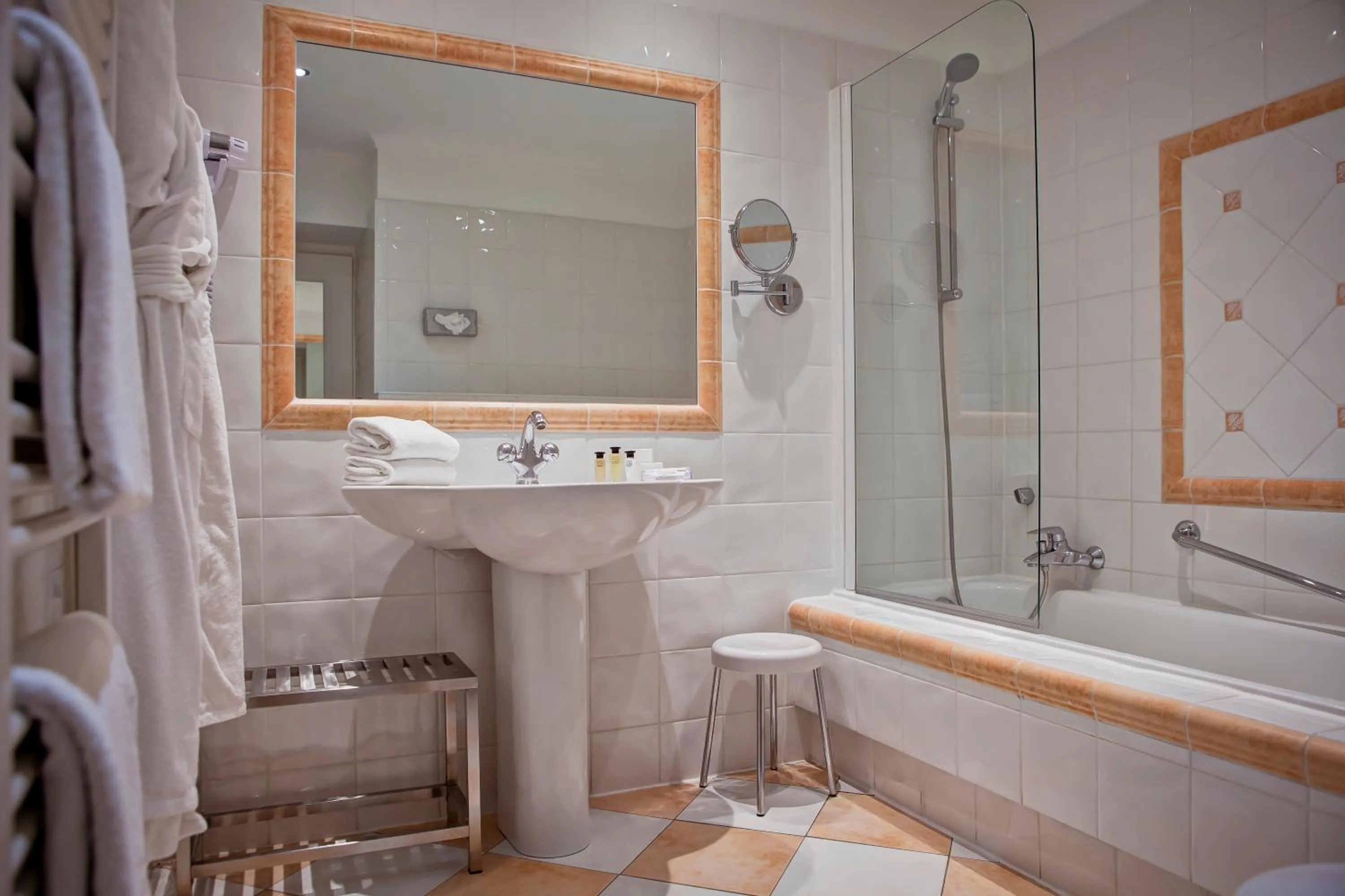 Bathroom in Grand Hotel des Terreaux