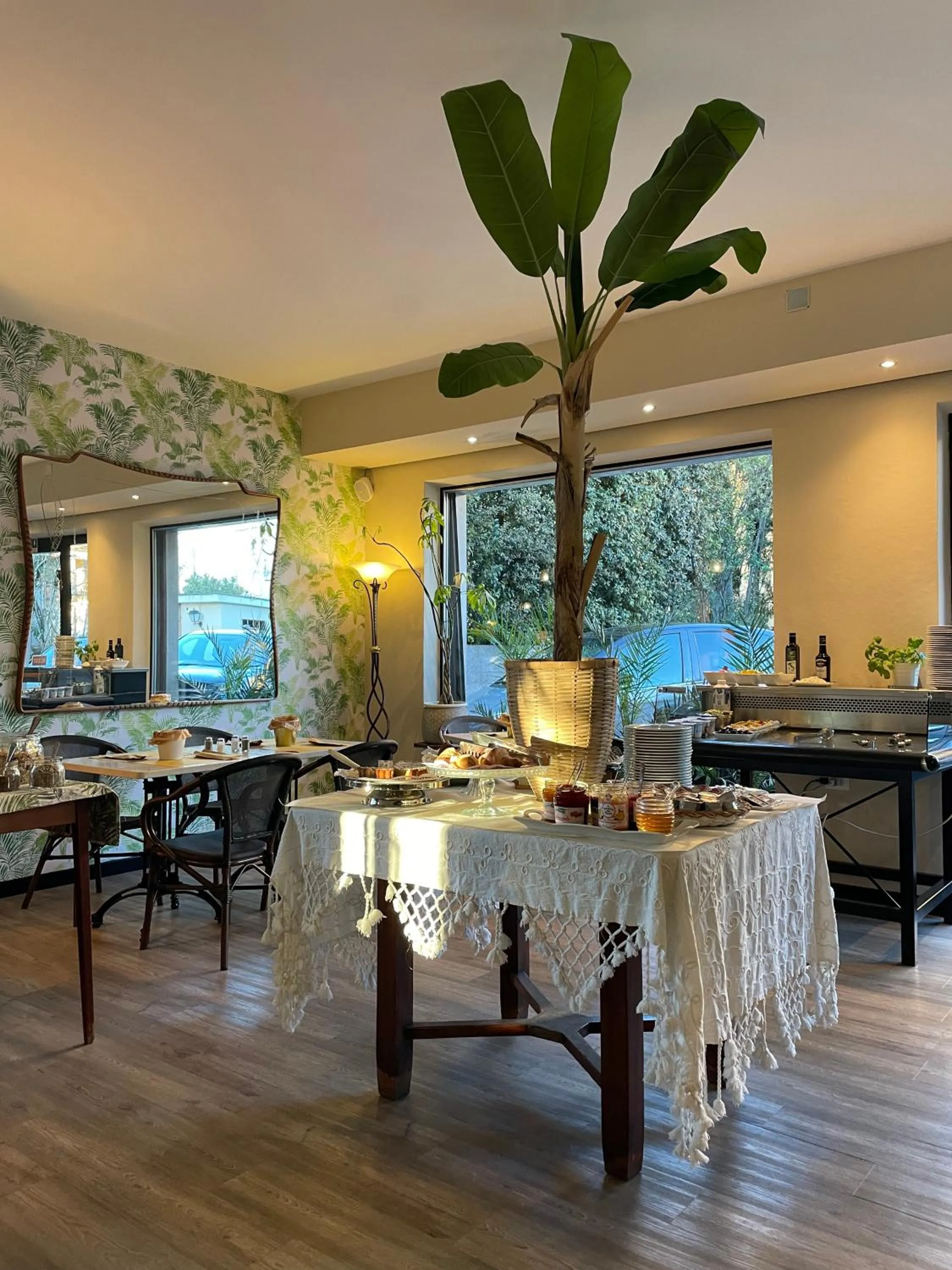 Breakfast in B City Hotel