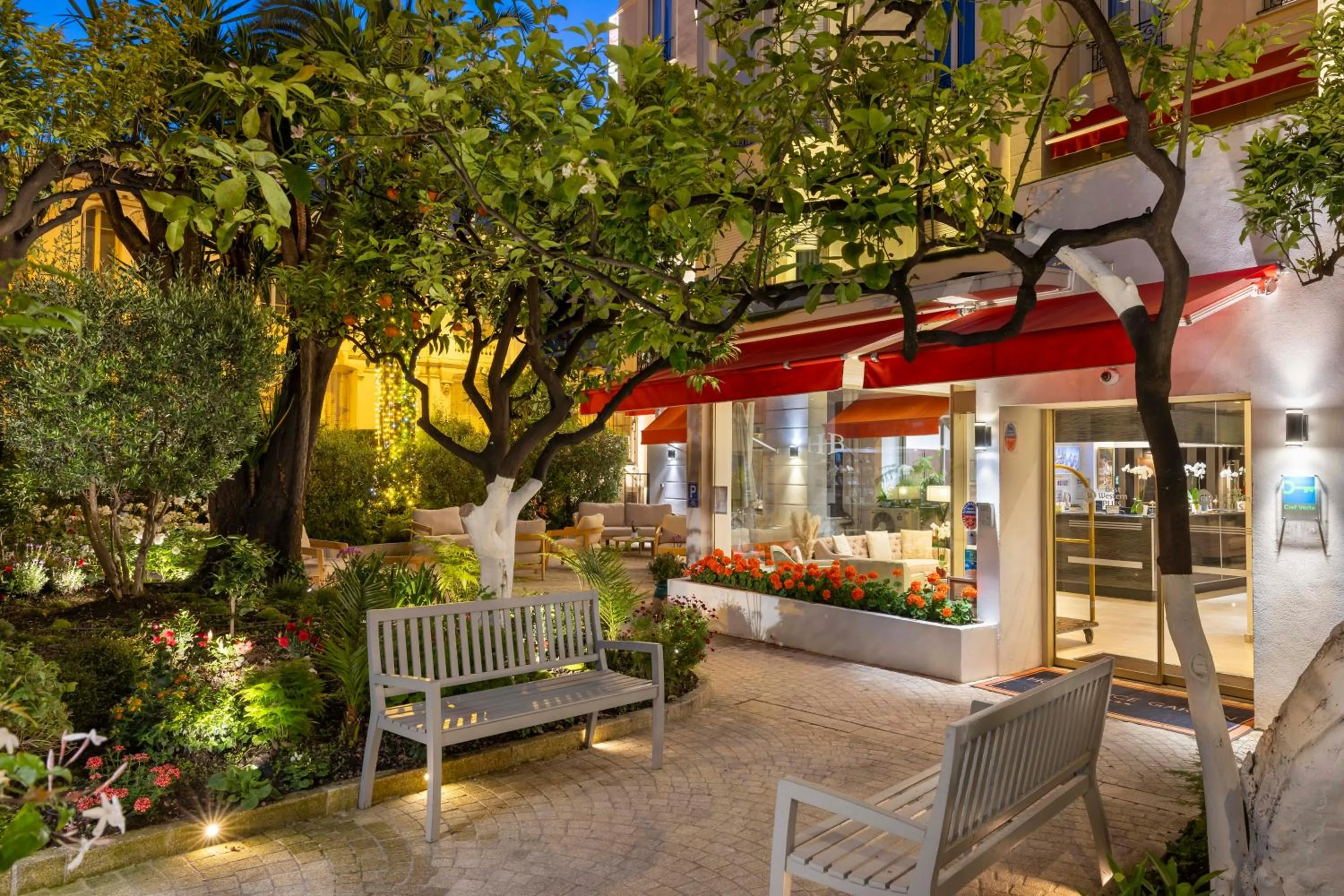 Garden in Best Western Plus Hôtel Brice Garden Nice