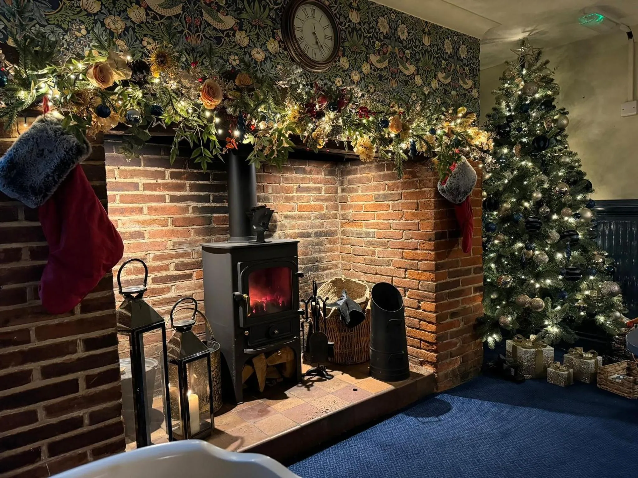 Lounge or bar in The Kings Arms, Colchester A120