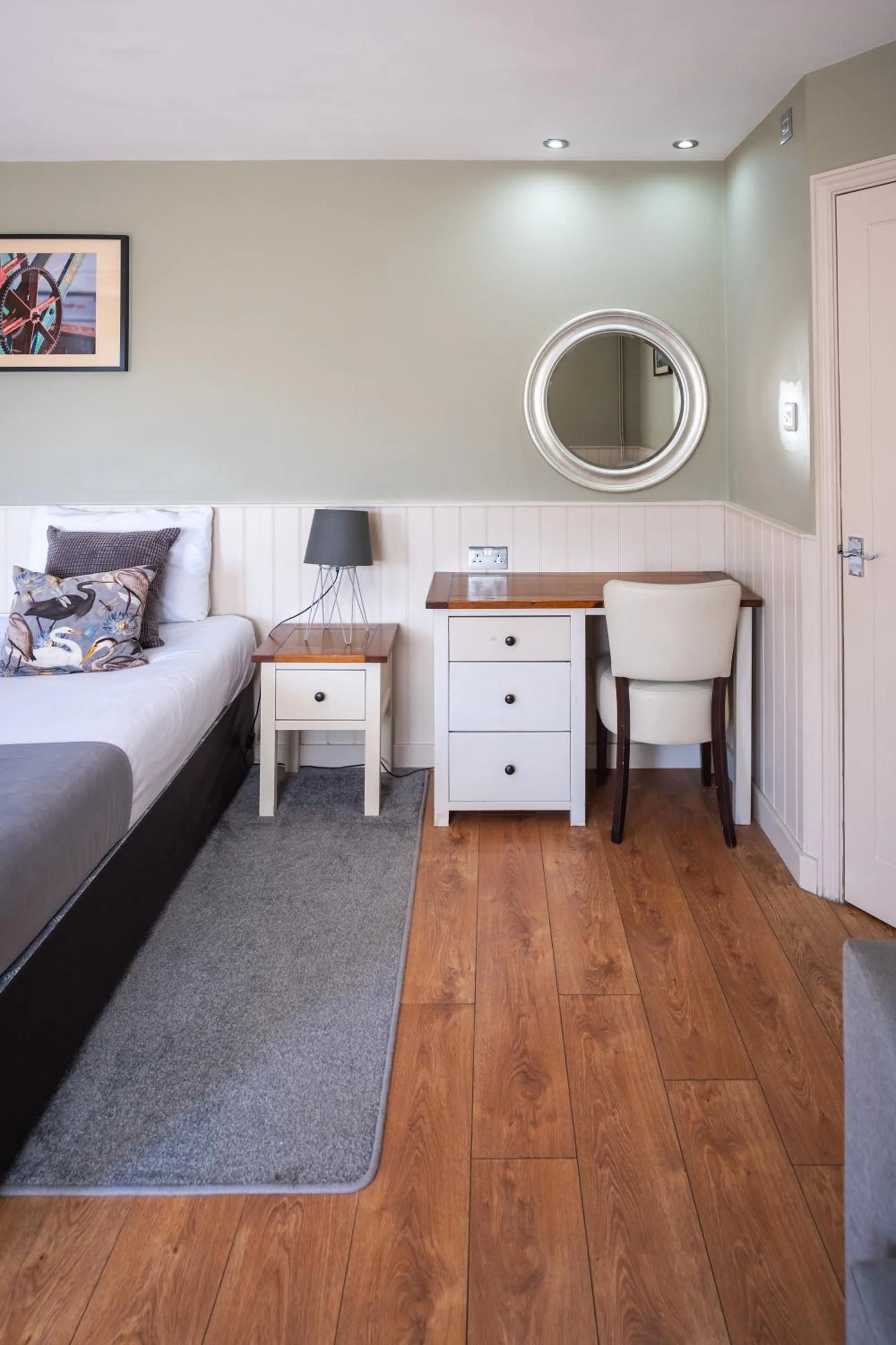 Bedroom, Bed in The Oyster Smack