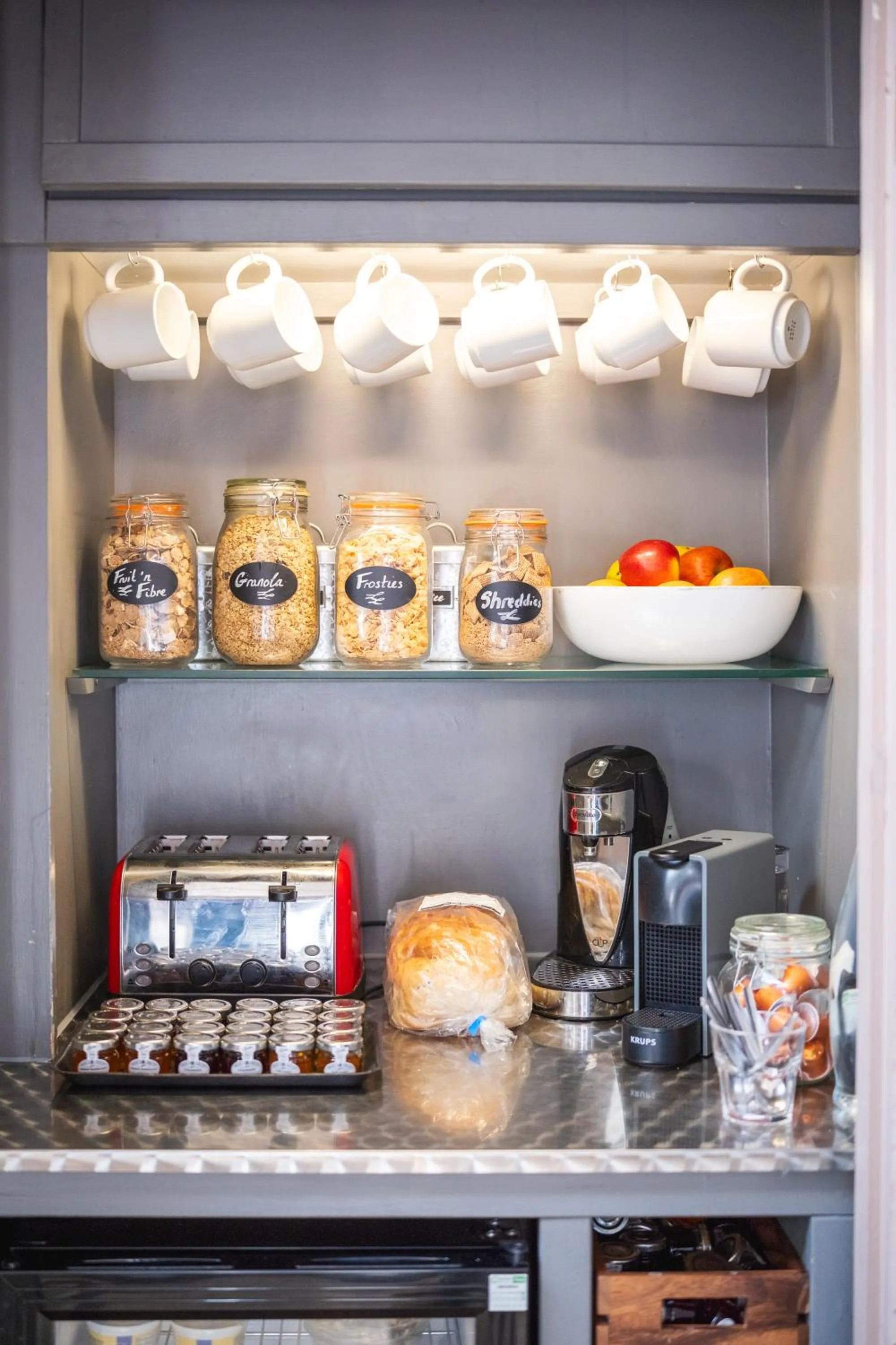 Buffet breakfast in The Oyster Smack