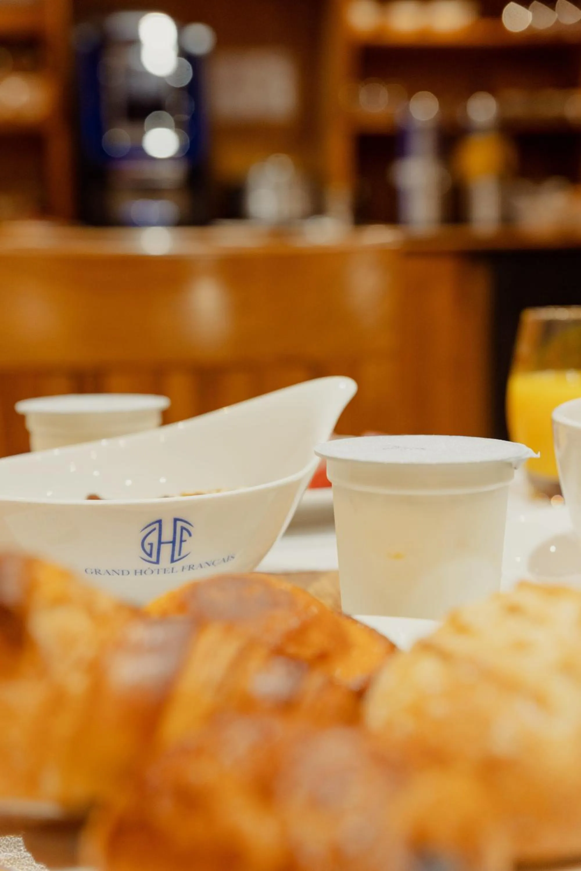 Breakfast in Grand Hotel Francais