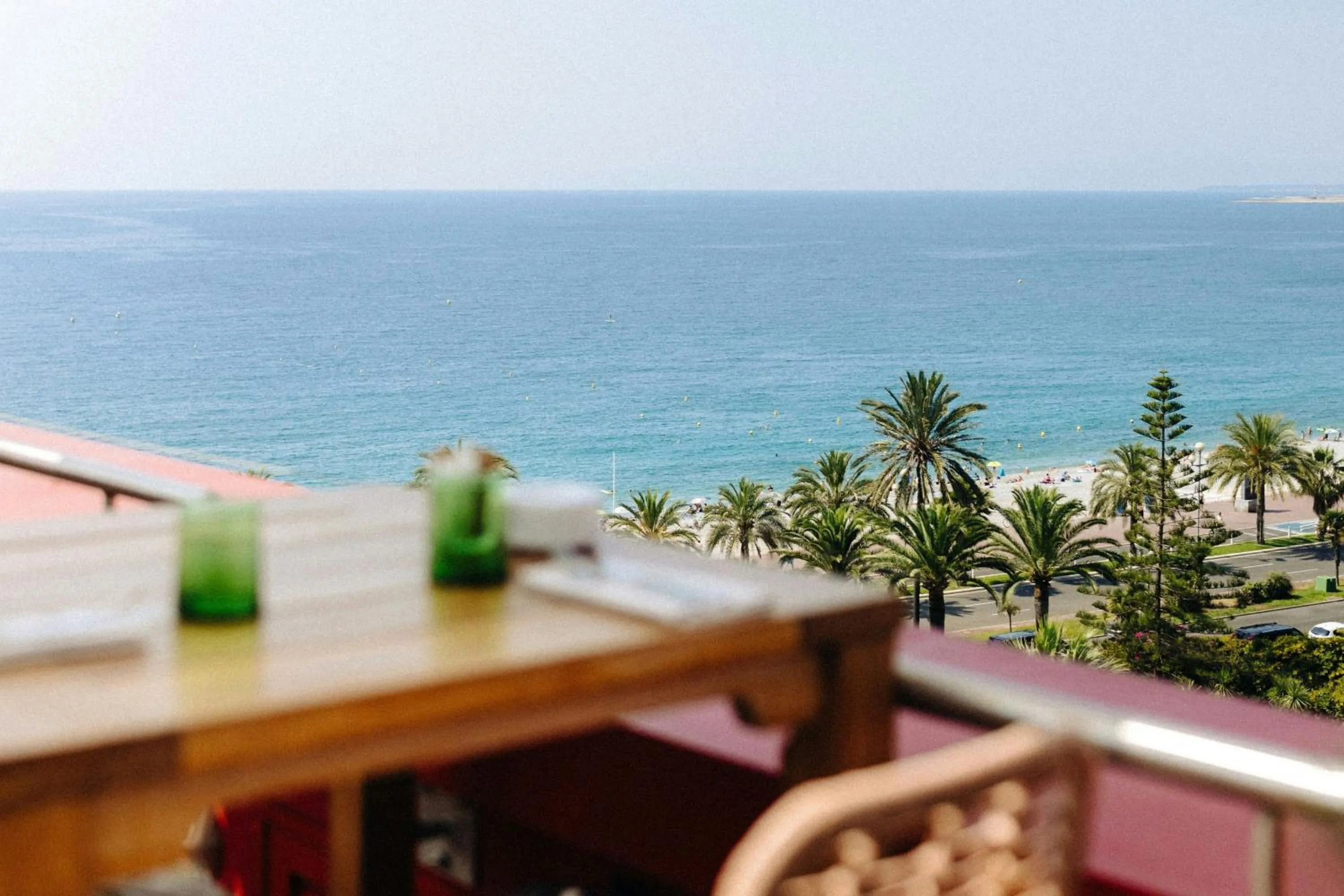 Restaurant/places to eat in AC Hotel by Marriott Nice