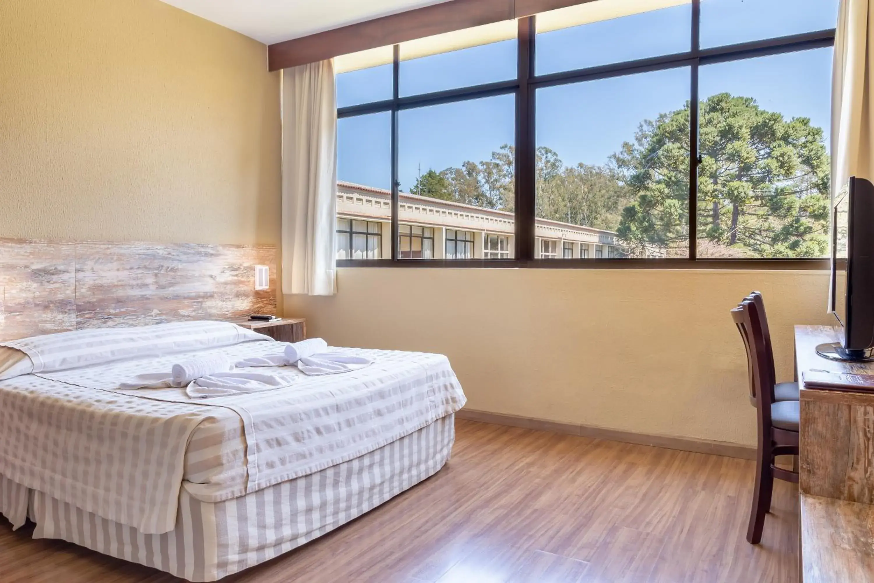 Deluxe Double Room in Samuara Hotel Caxias do Sul Deluxe Double Room in Samuara Hotel Caxias do Sul