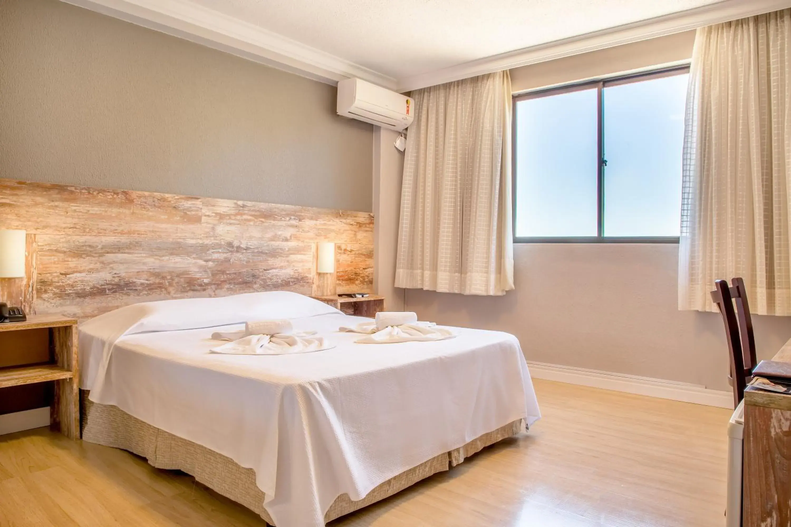 Superior Double Room in Samuara Hotel Caxias do Sul Superior Double Room in Samuara Hotel Caxias do Sul