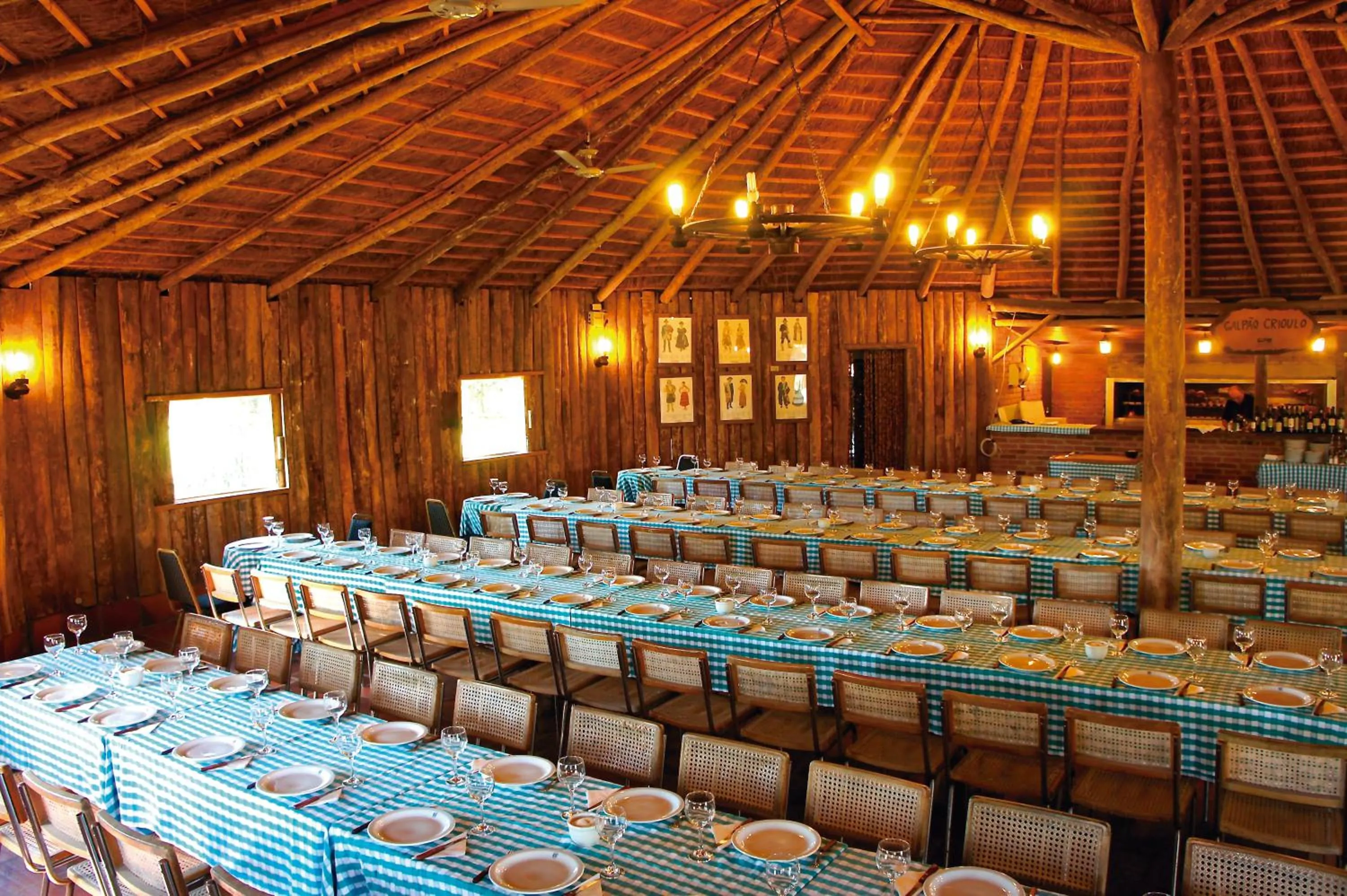 Restaurant/places to eat in Samuara Hotel Caxias do Sul