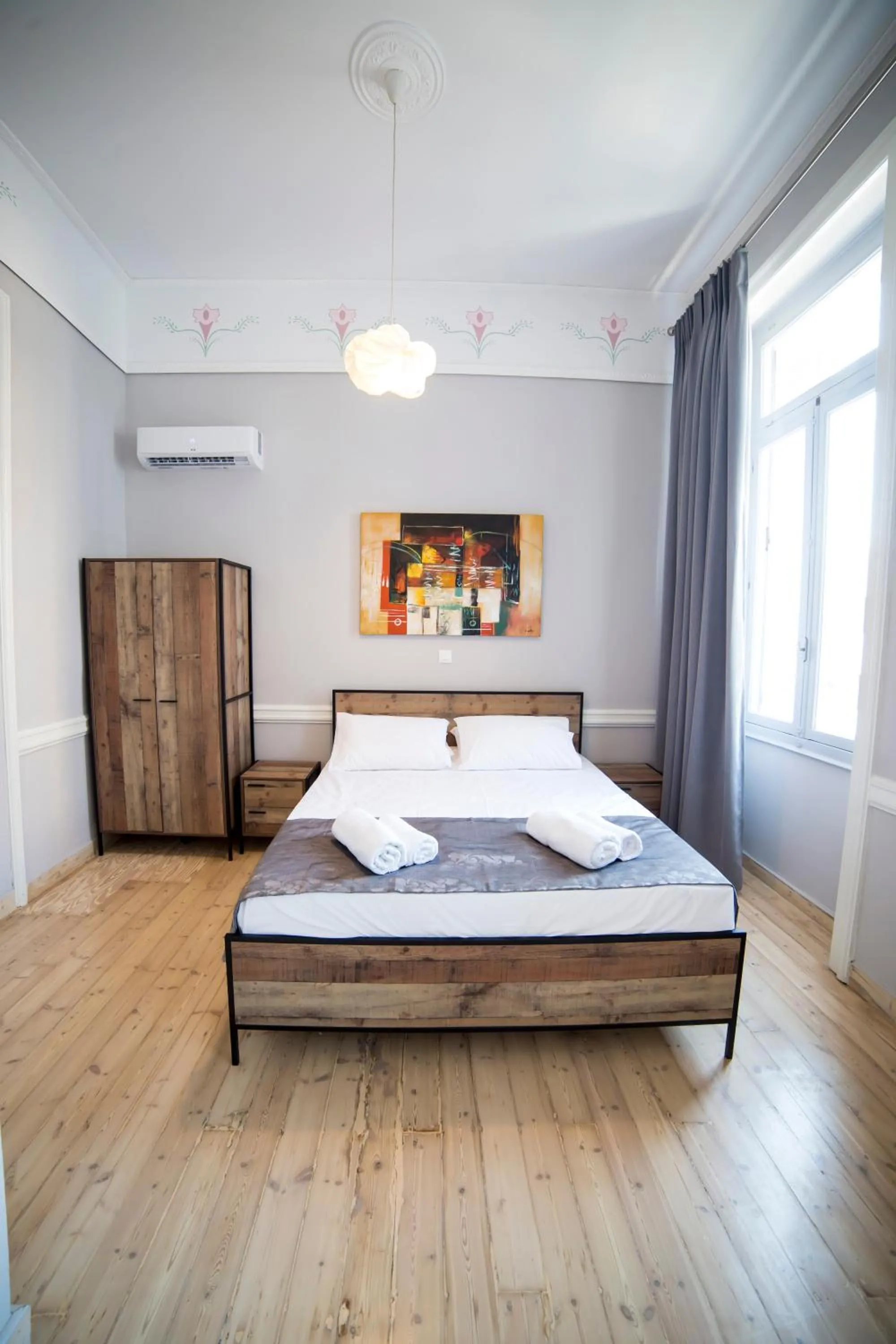 Bed in One Three One - In the Heart of Athens