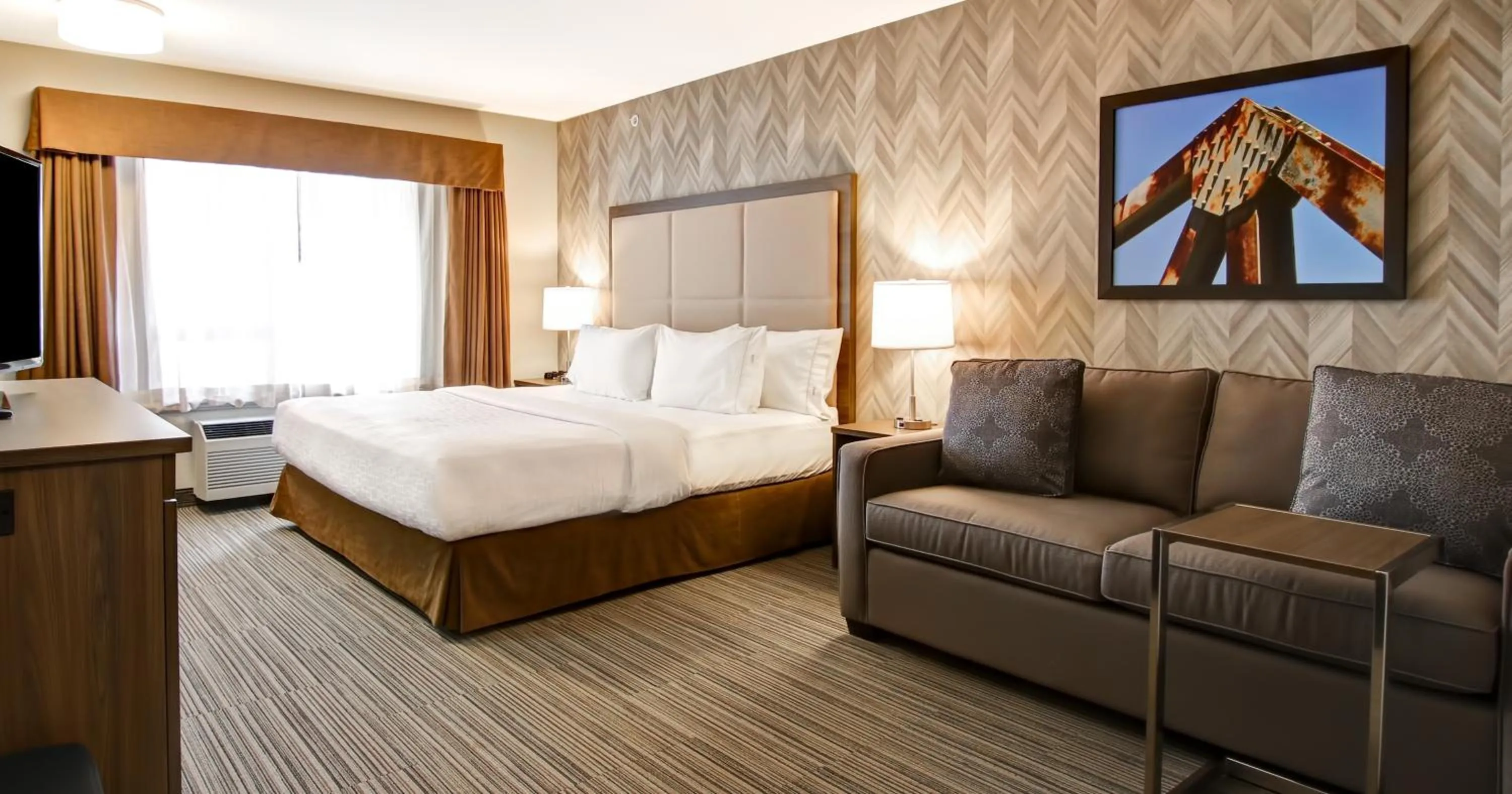 Bedroom, Bed in Canalta Brooks