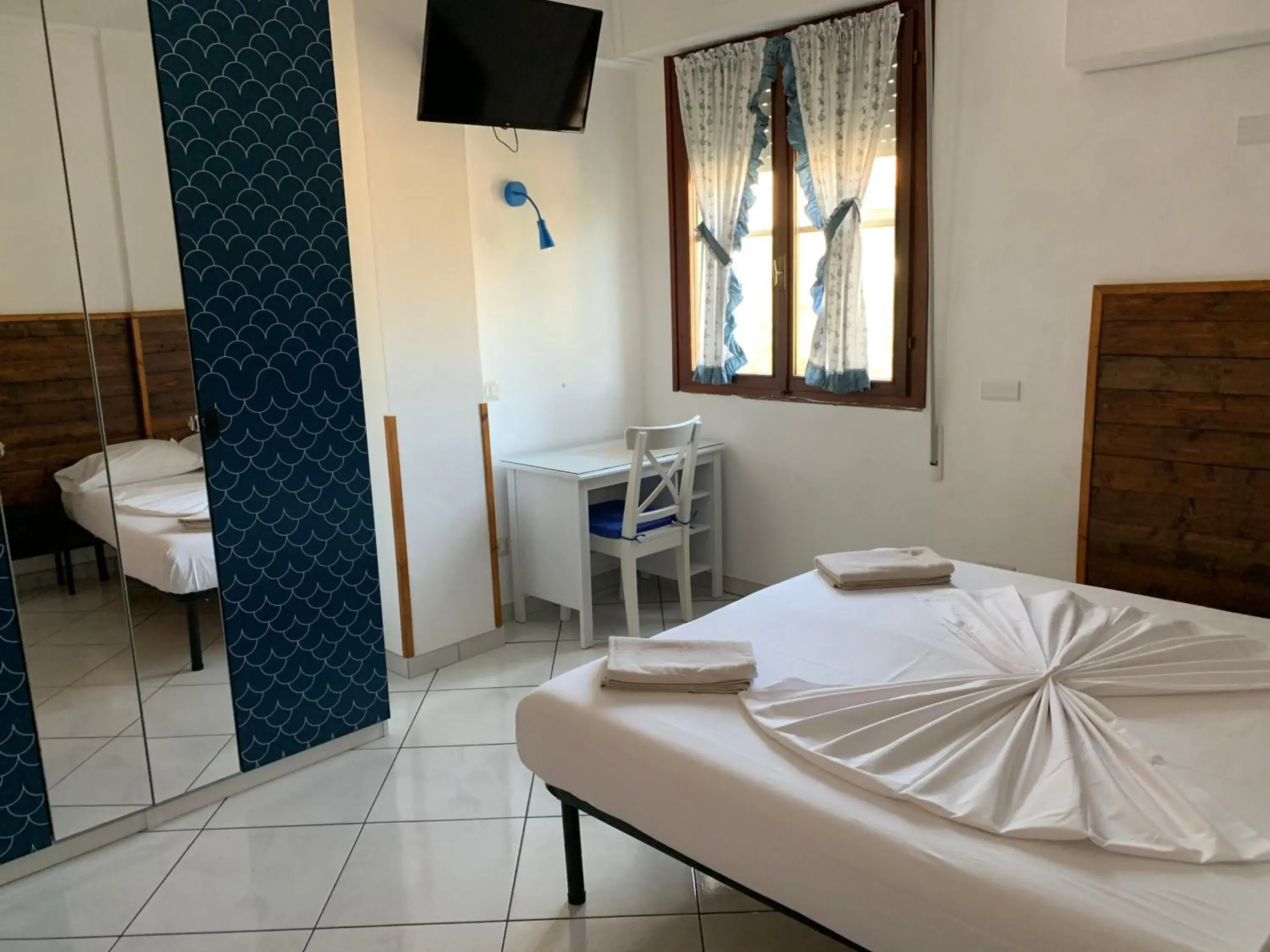 Triple Room with Private Bathroom - single occupancy in B&B Gli Archi Triple Room with Private Bathroom - single occupancy in B&B Gli Archi