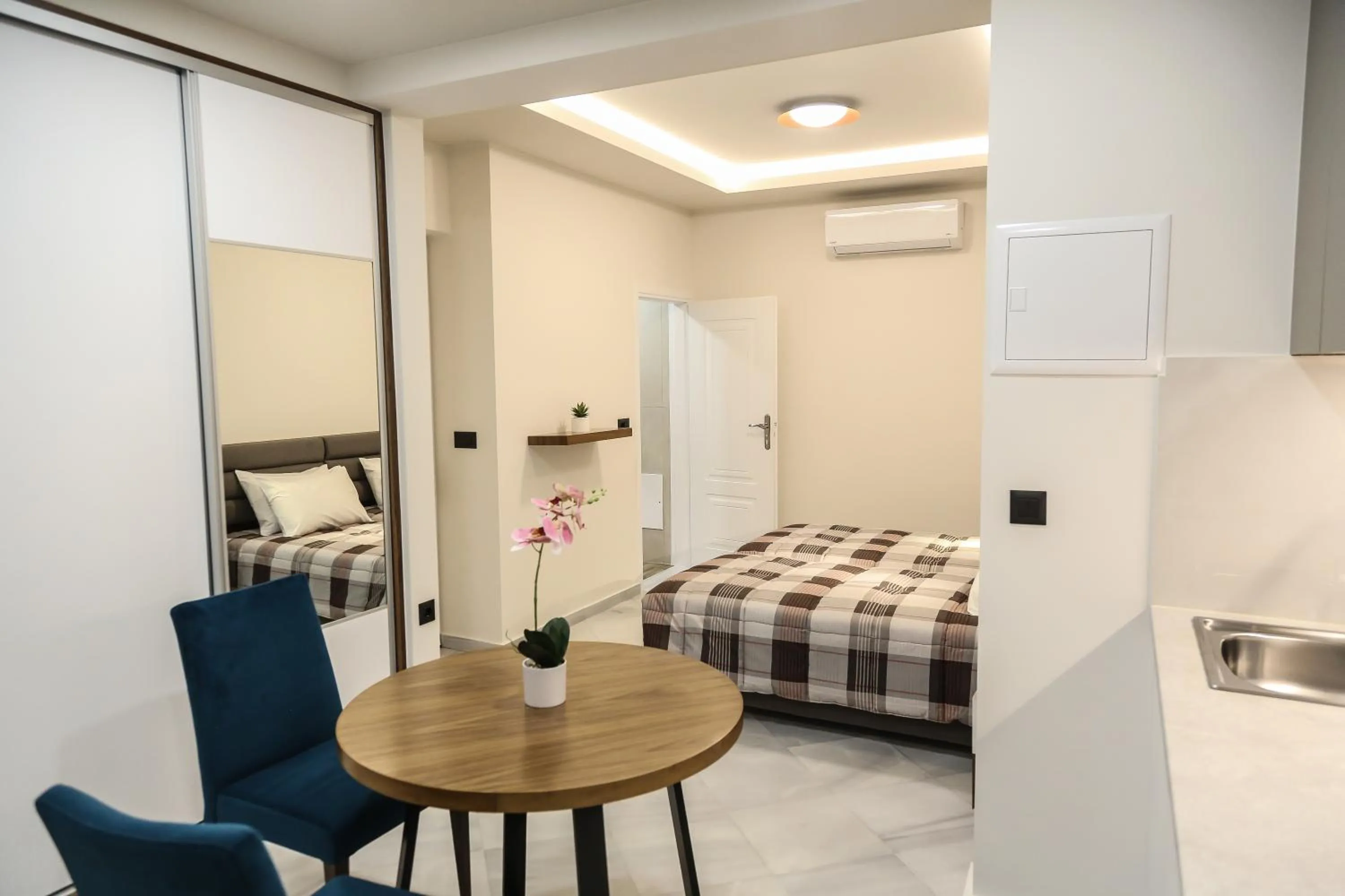 Bed in Heaven Apartments