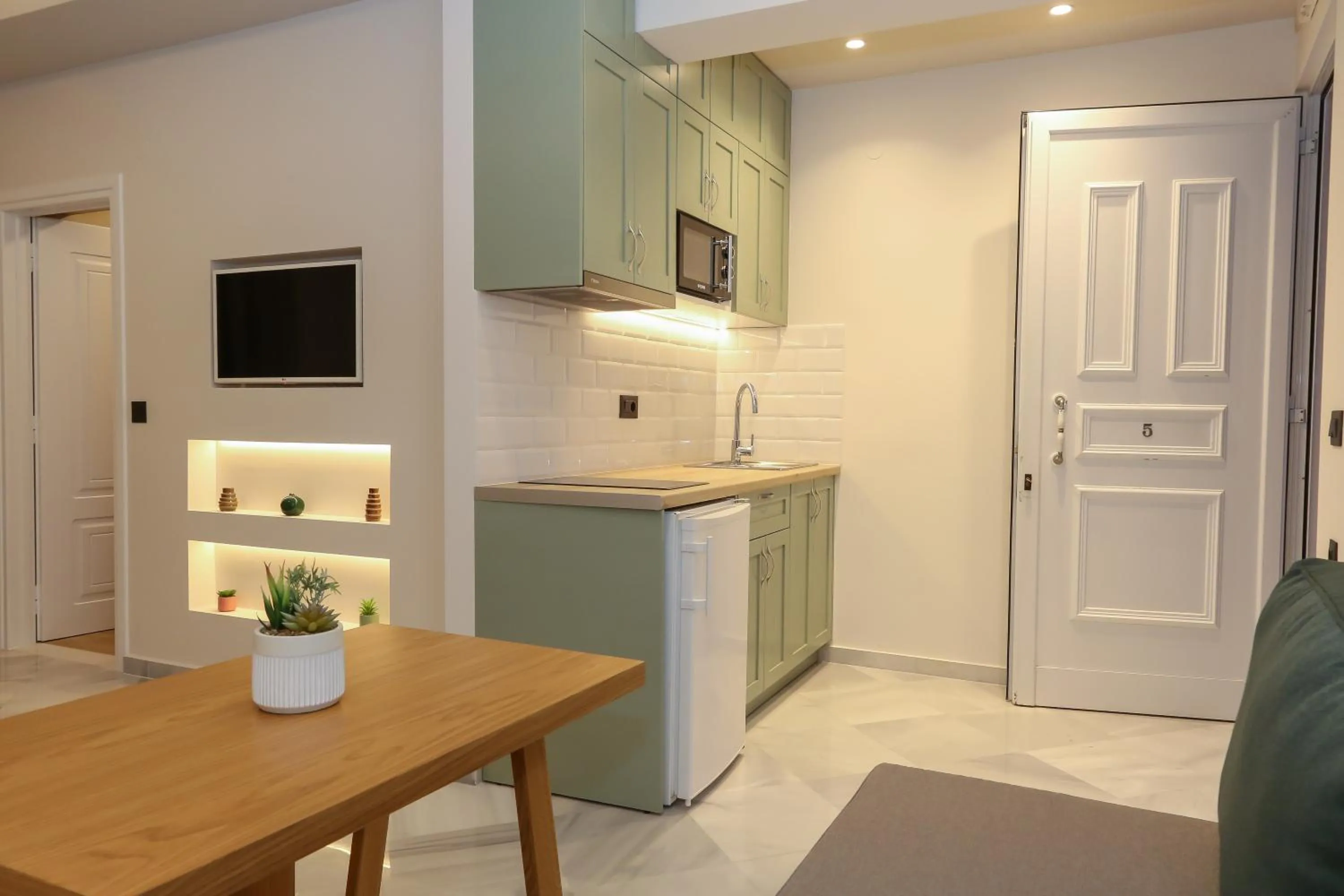 kitchen in Heaven Apartments