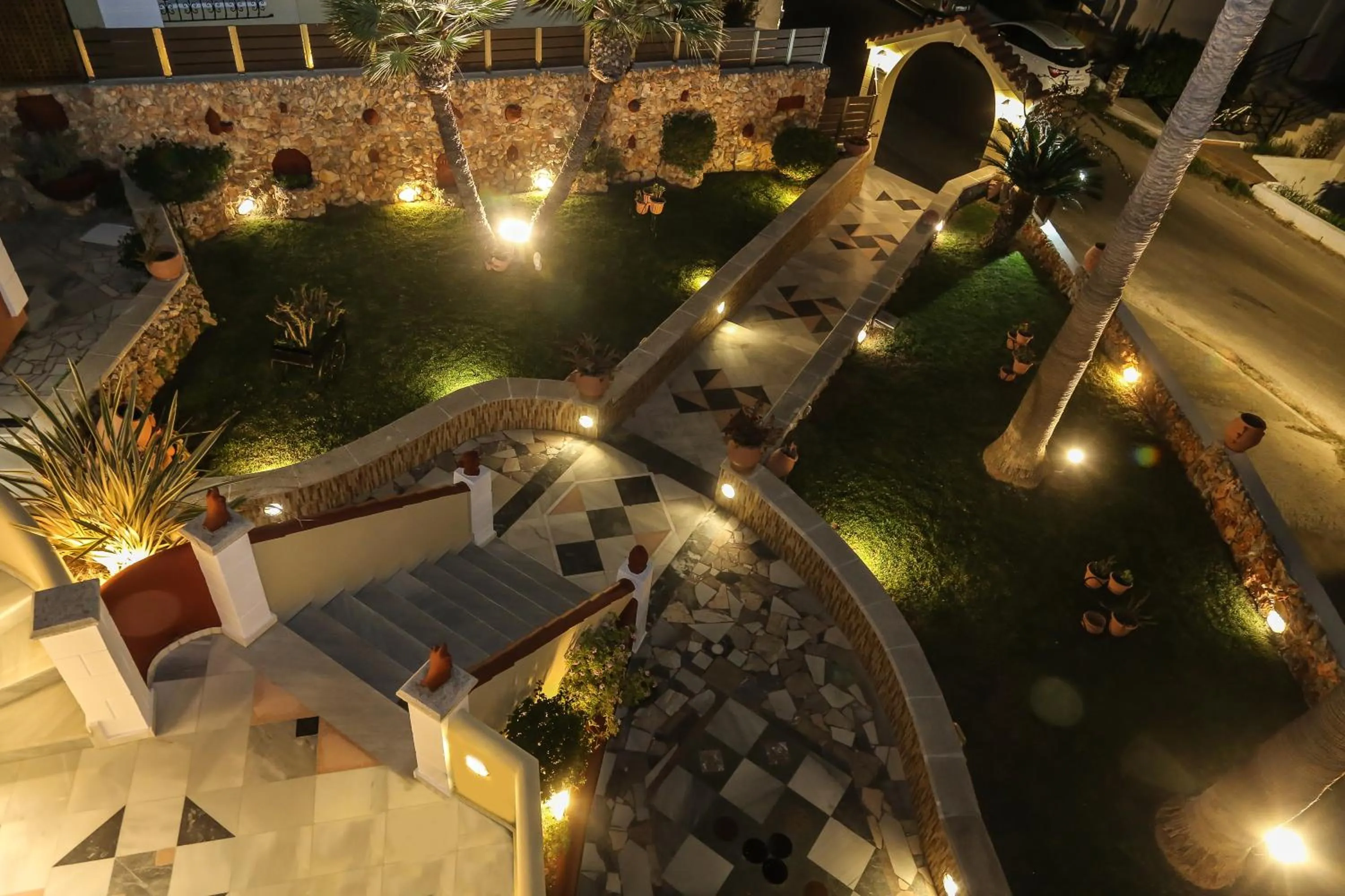 Night in Heaven Apartments