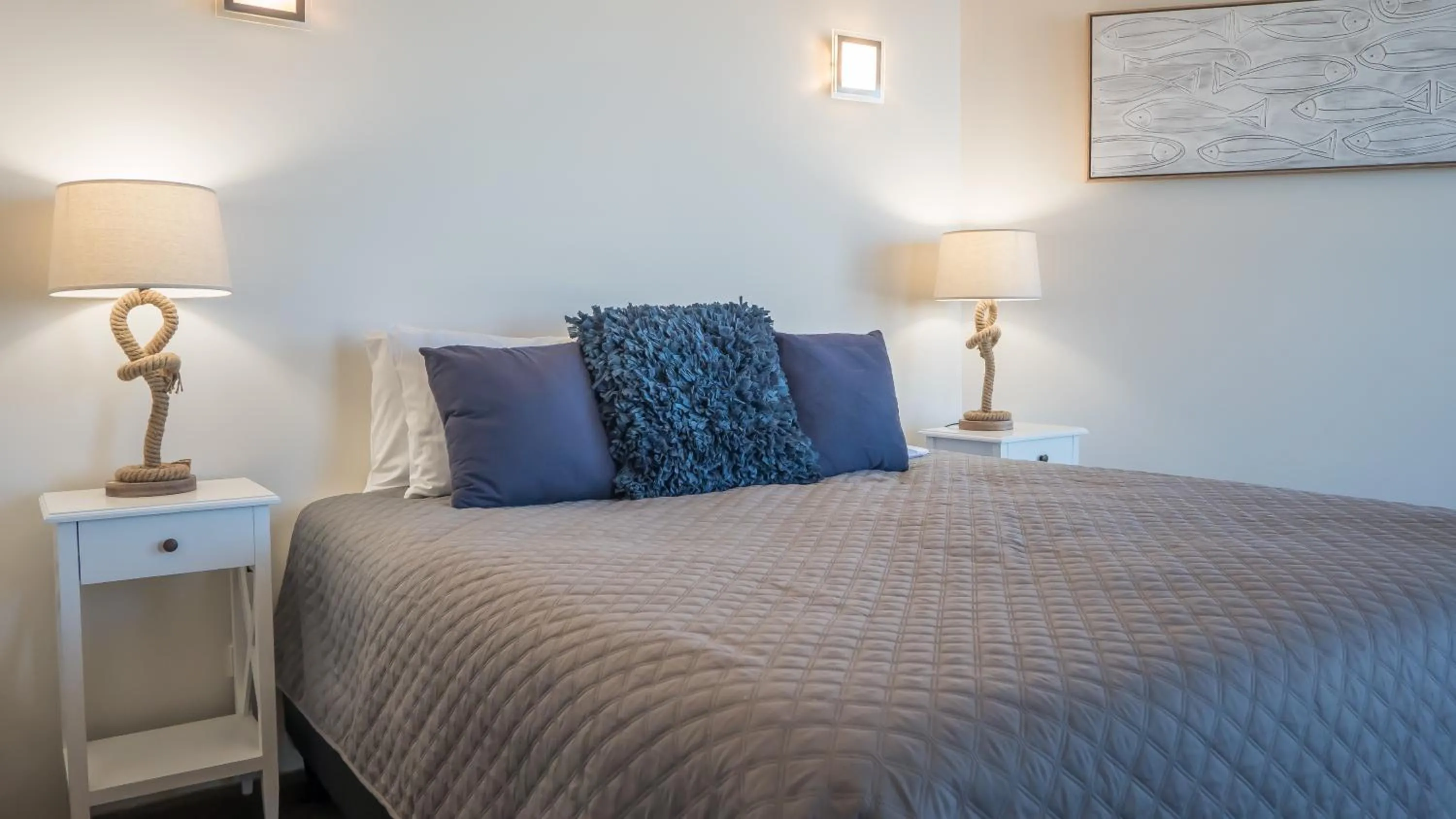 Bed in The Rocks Resort - Official