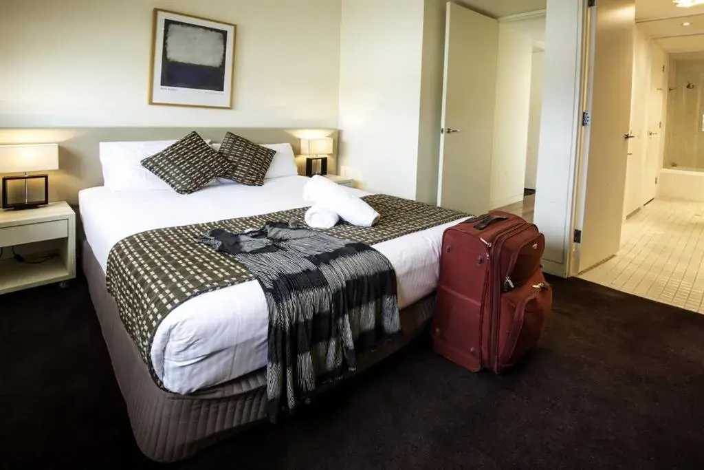 Executive Three-Bedroom Apartment in Phillip Island Apartments Executive Three-Bedroom Apartment in Phillip Island Apartments