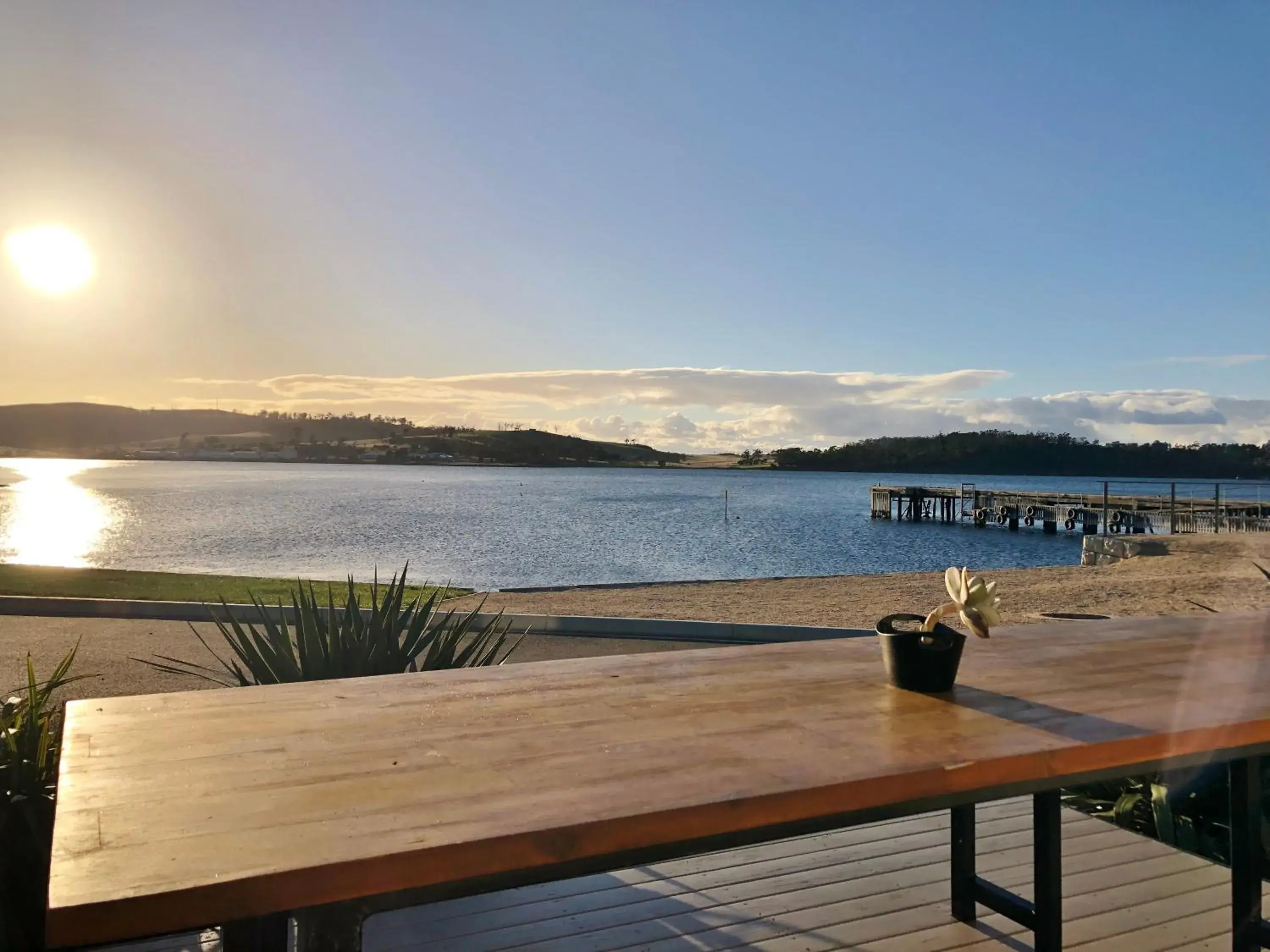 Cabin 1 - Waterfront in Eastcoaster Tasmania Cabin 1 - Waterfront in Eastcoaster Tasmania