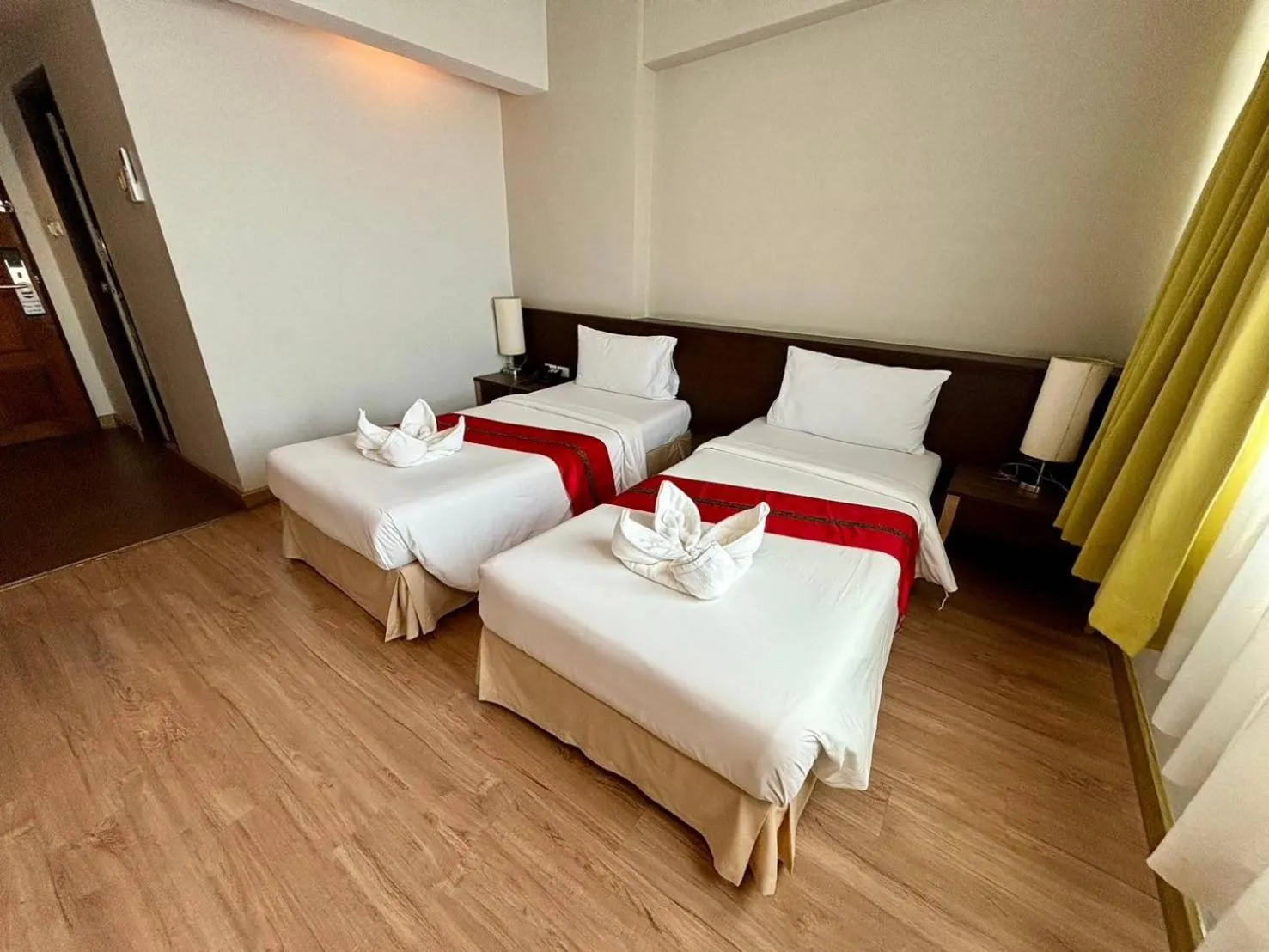 Bed in Aloha Hatyai Hotel