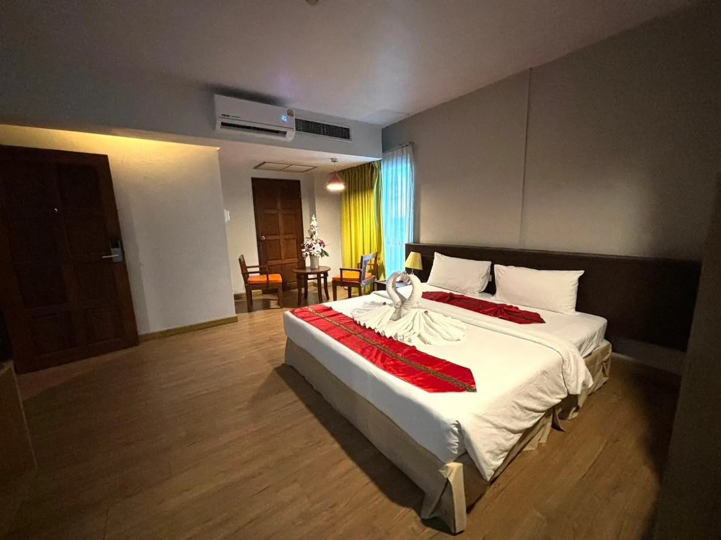 Bed in Aloha Hatyai Hotel