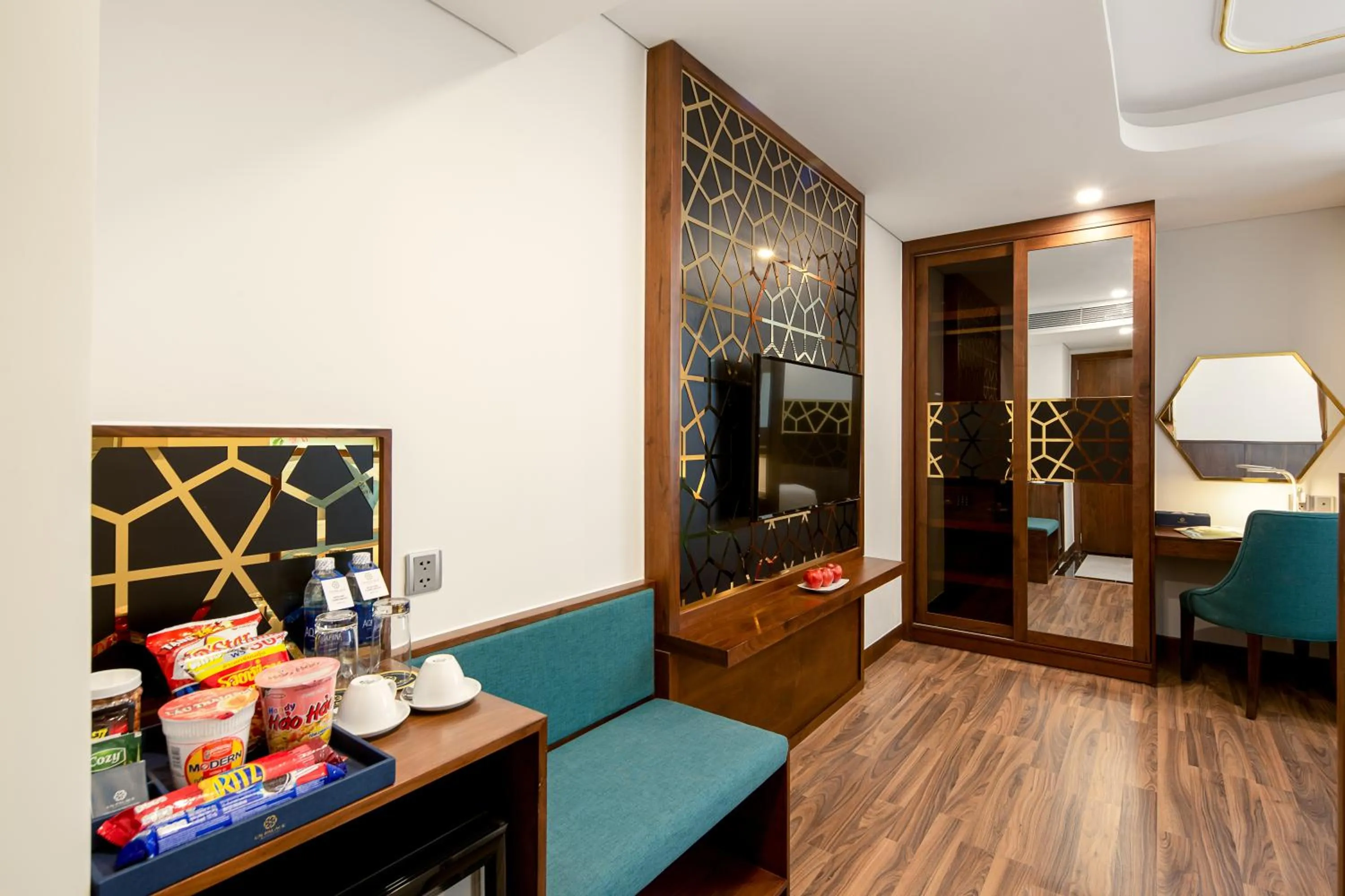 Coffee/tea facilities in CN Palace Boutique Hotel & Spa