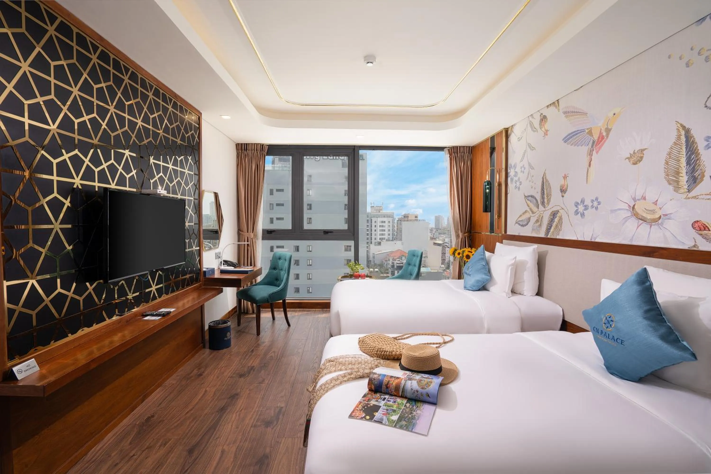 Bed in CN Palace Boutique Hotel & Spa