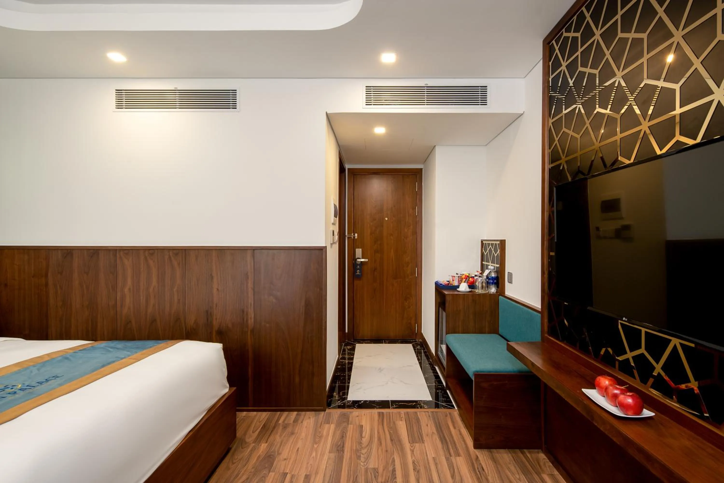 Photo of the whole room, Bed in CN Palace Boutique Hotel & Spa