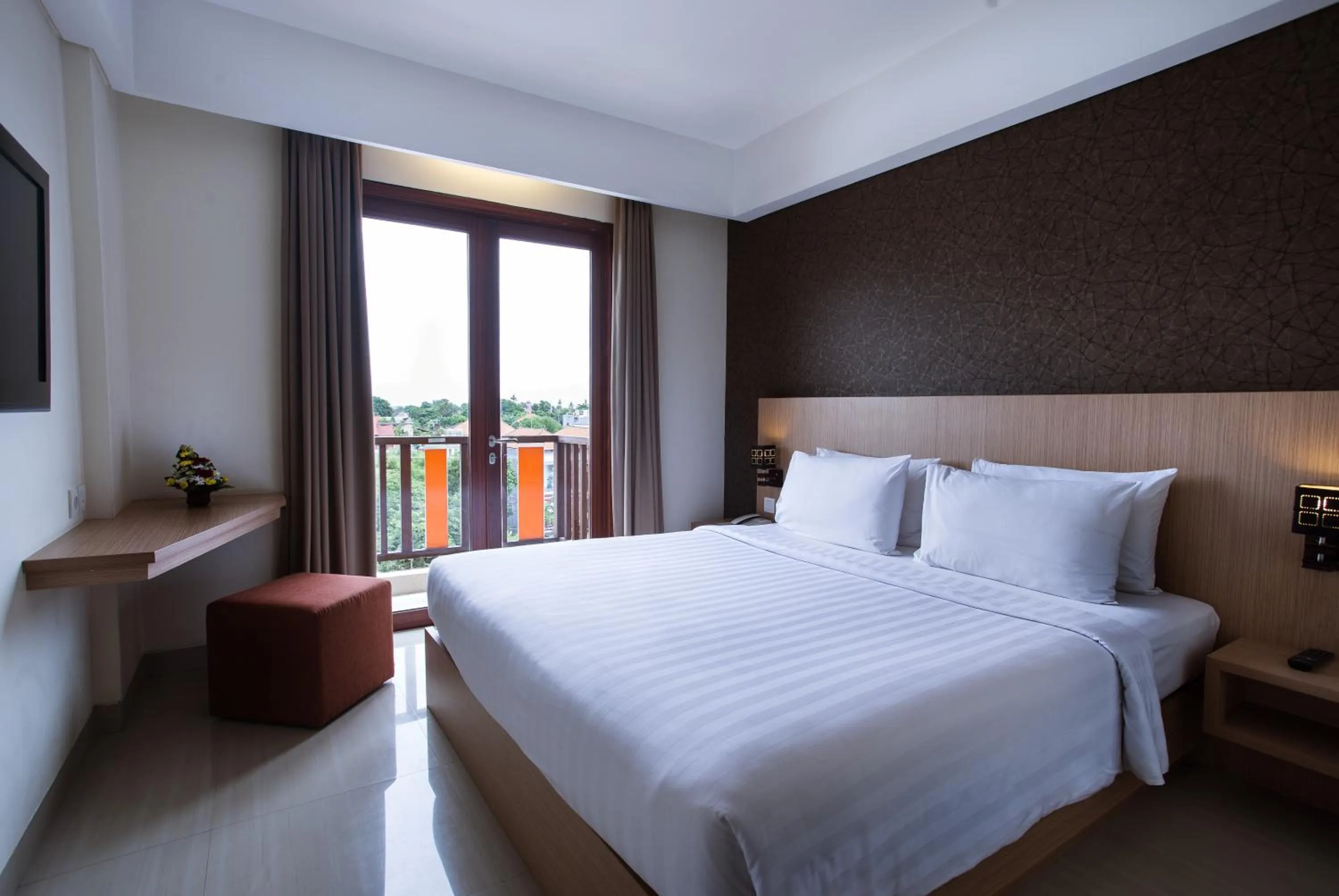 Bedroom, Bed in Sense Sunset Hotel Seminyak