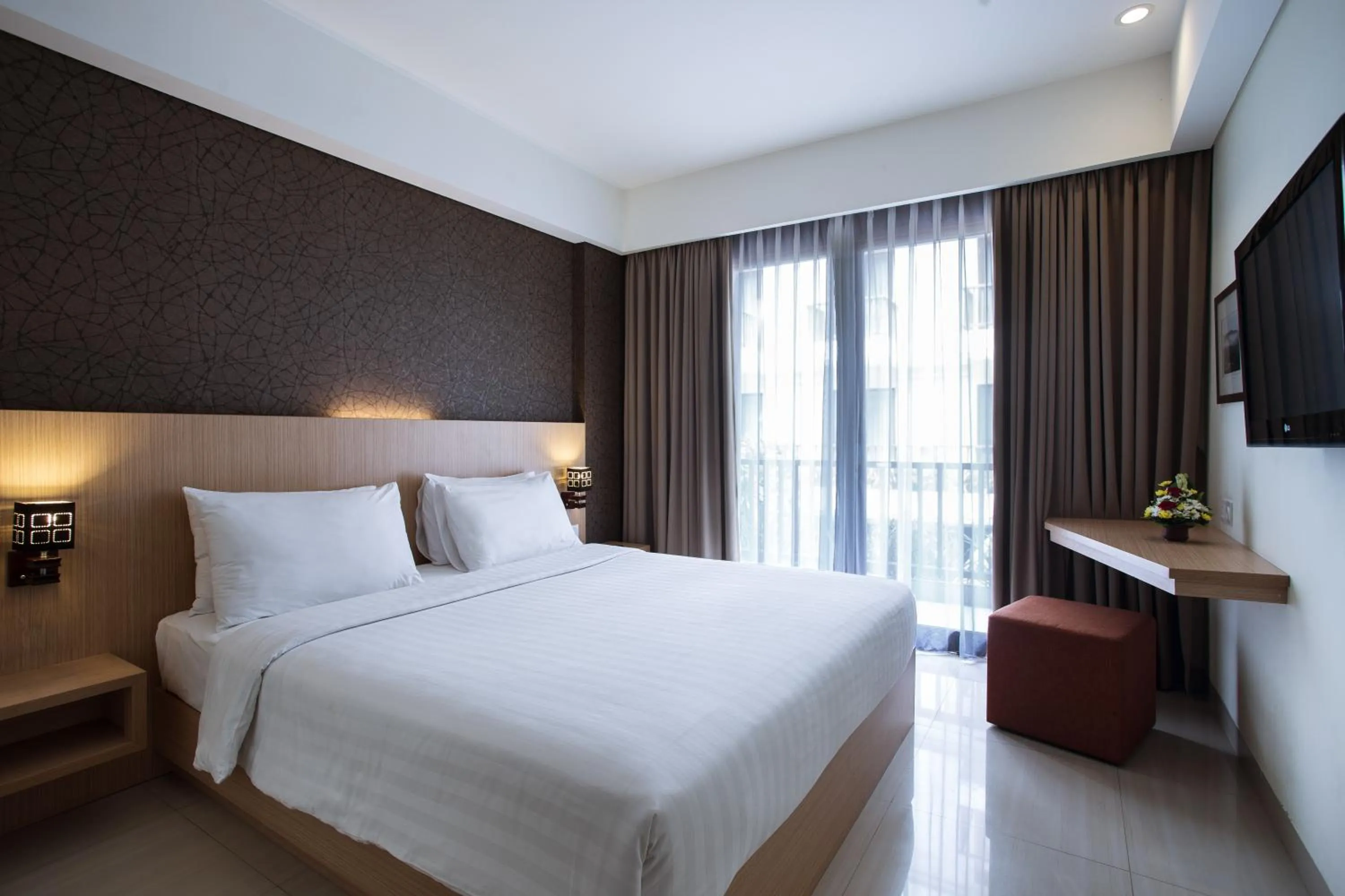 Bedroom, Bed in Sense Sunset Hotel Seminyak