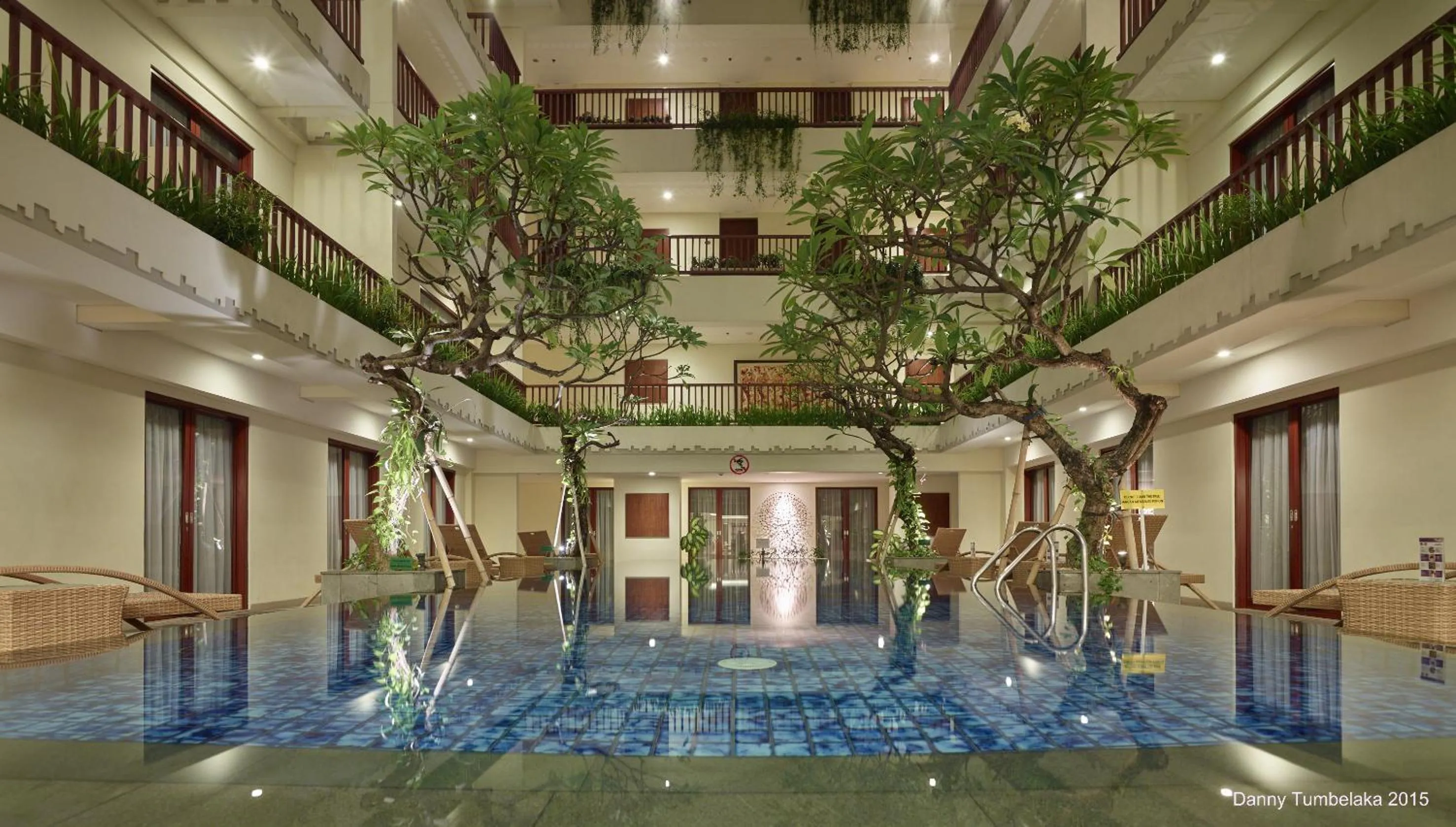 Swimming pool in Sense Sunset Hotel Seminyak